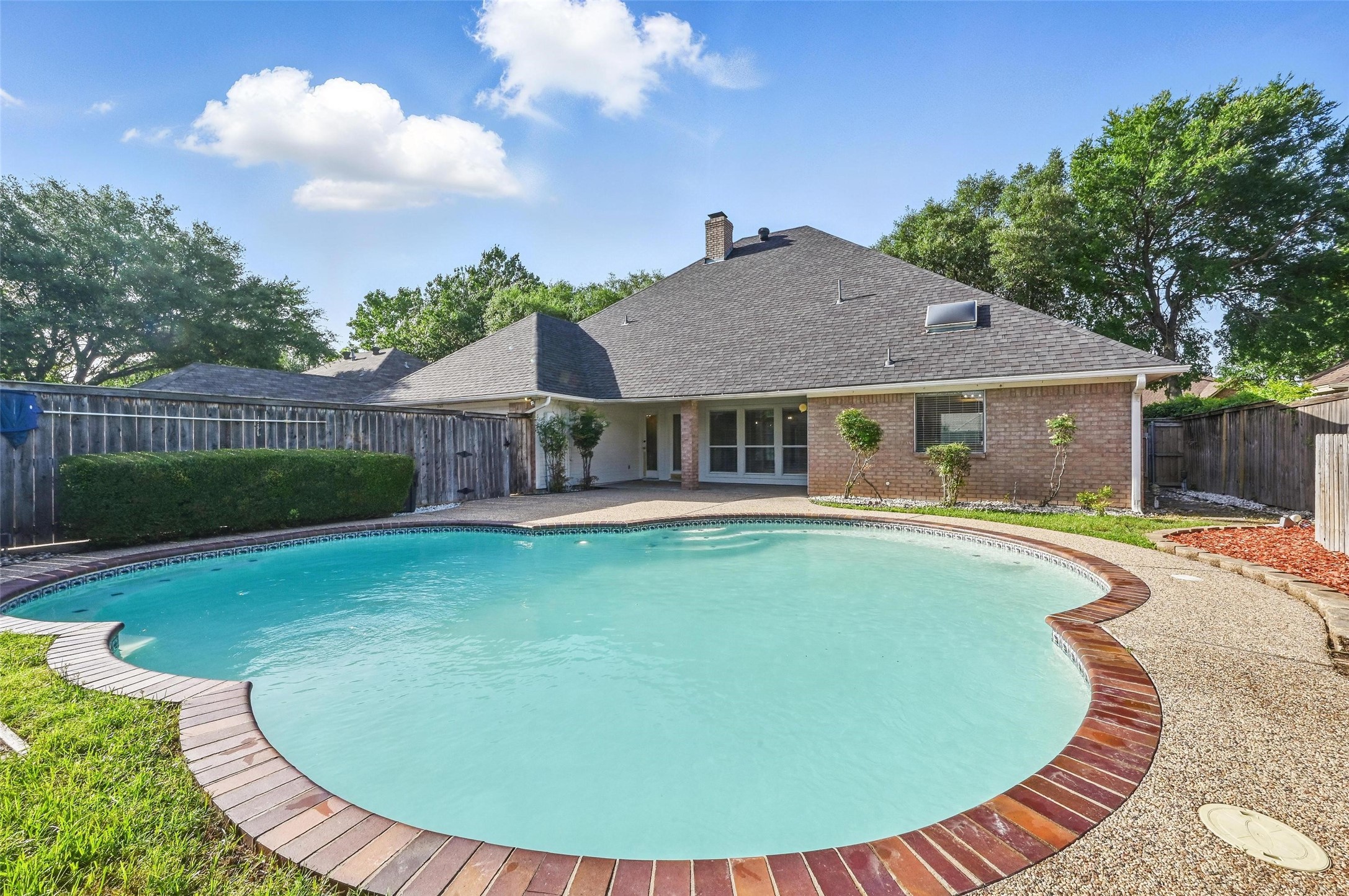 1521 Treeline Drive