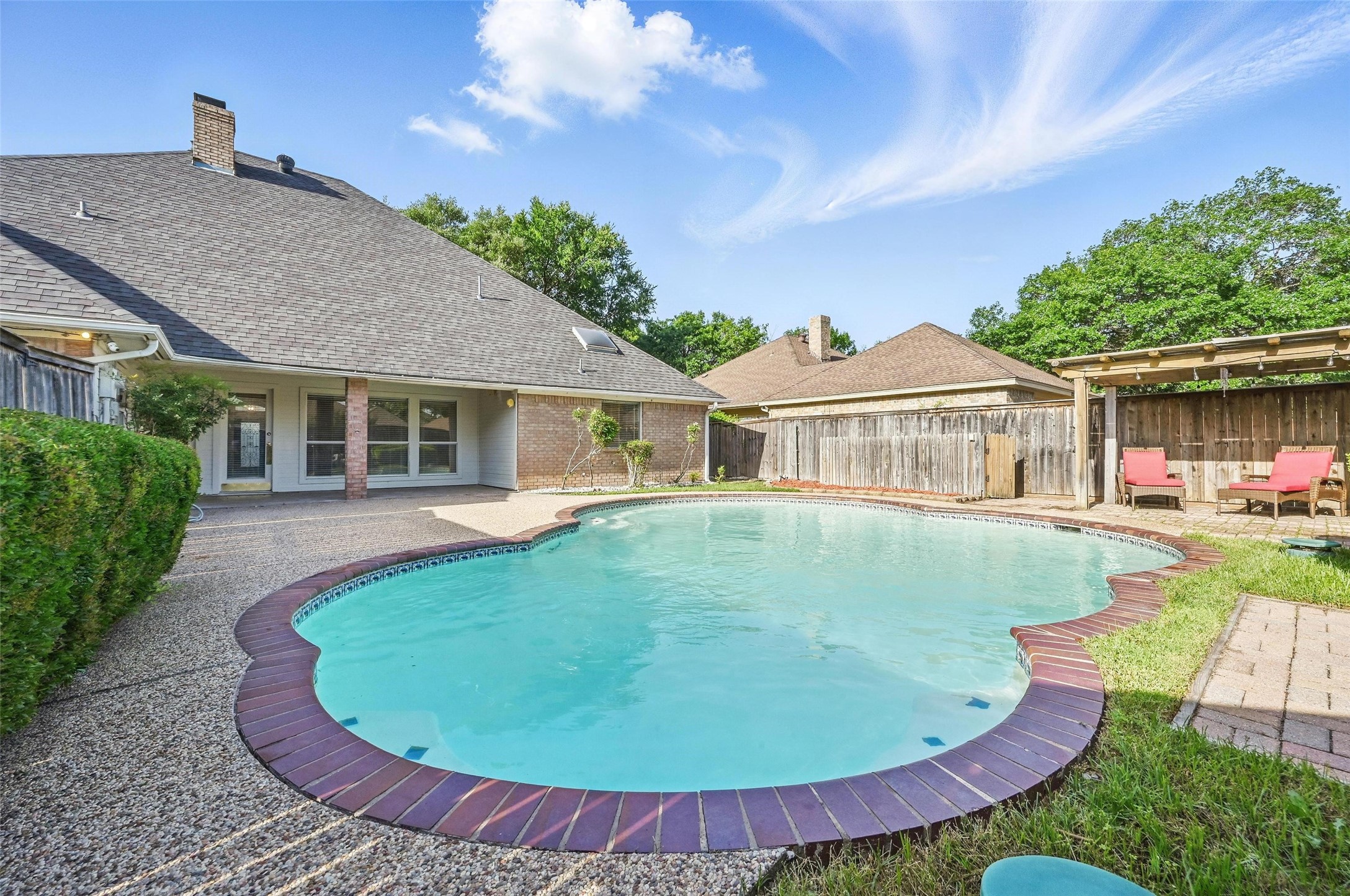 1521 Treeline Drive