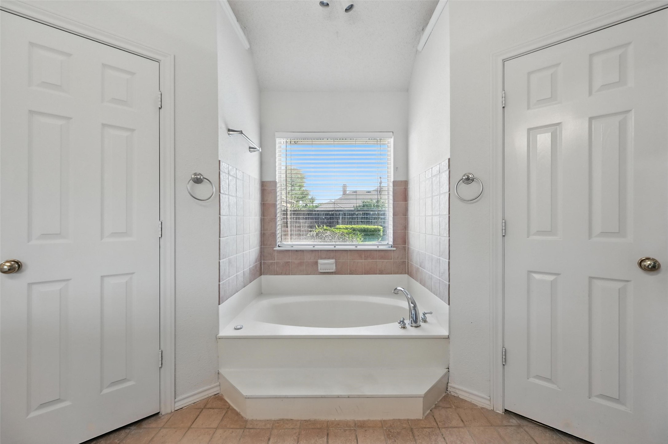 1521 Treeline Drive