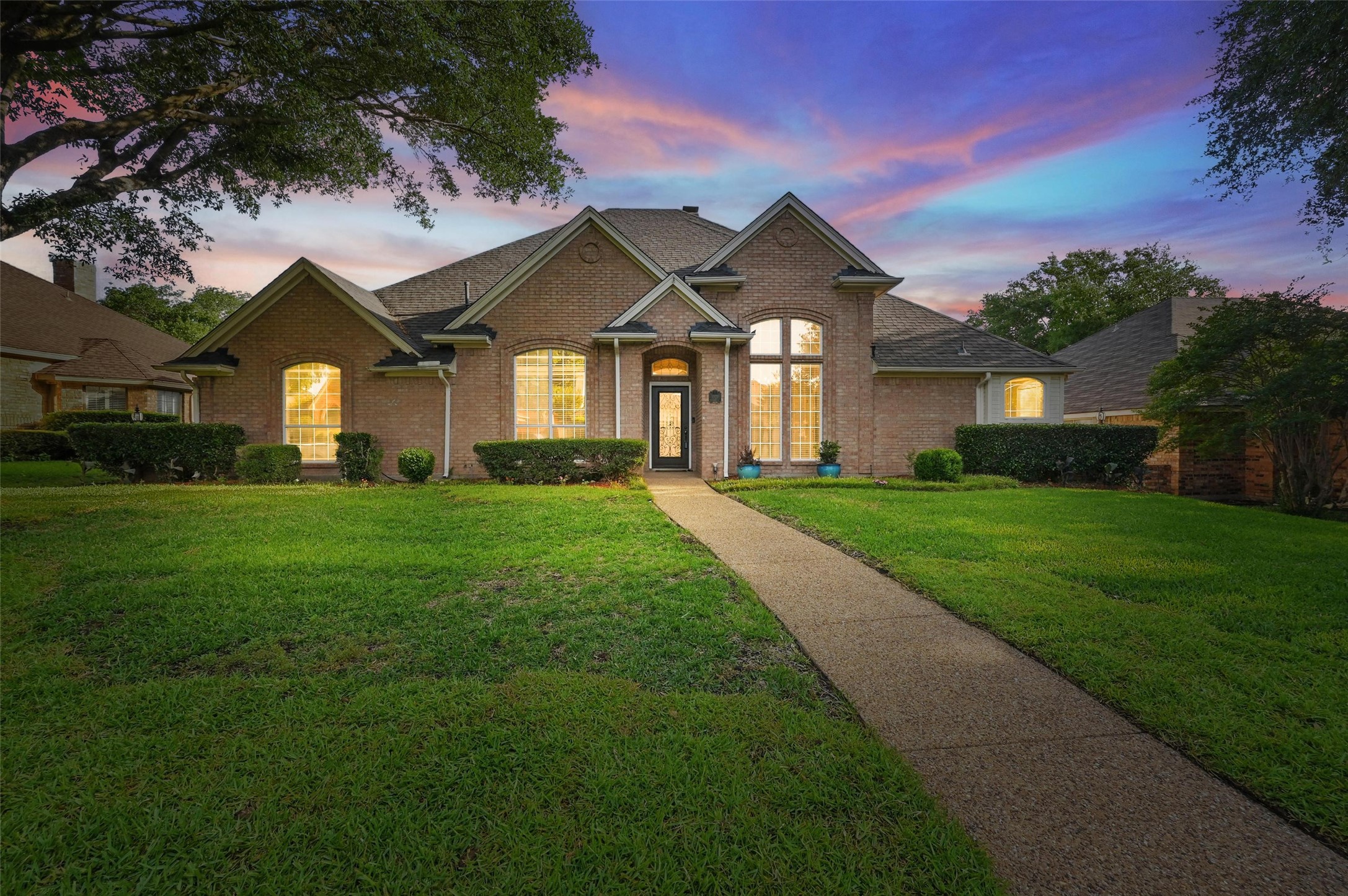 1521 Treeline Drive