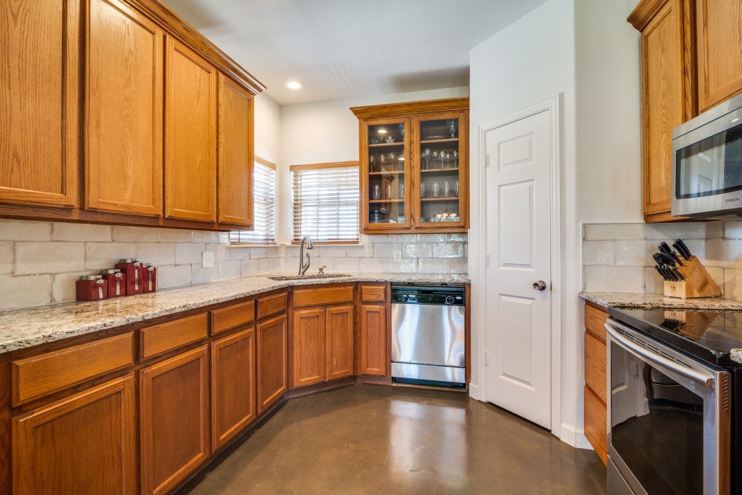 1759 County Road 2712