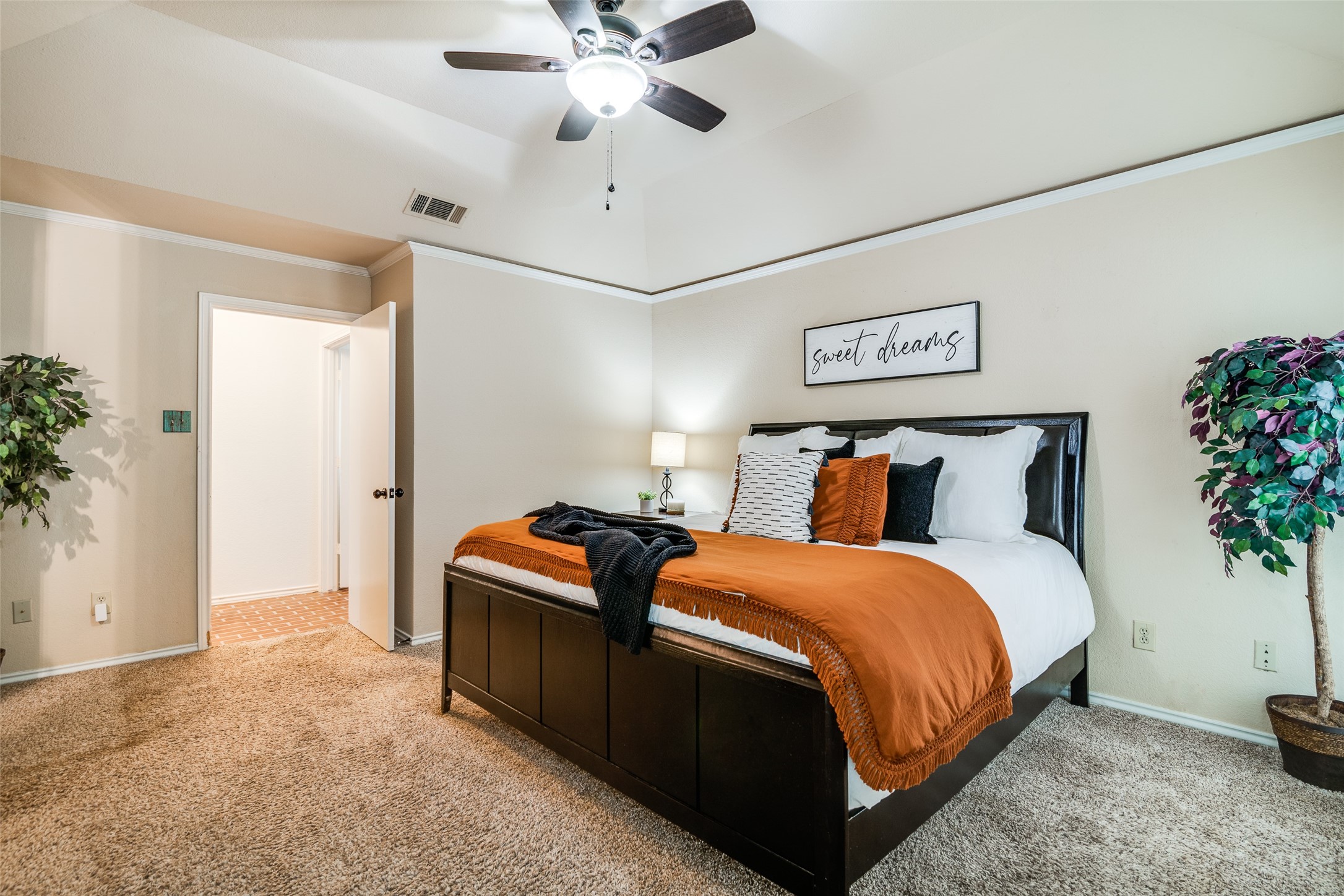 503 Rustic Circle