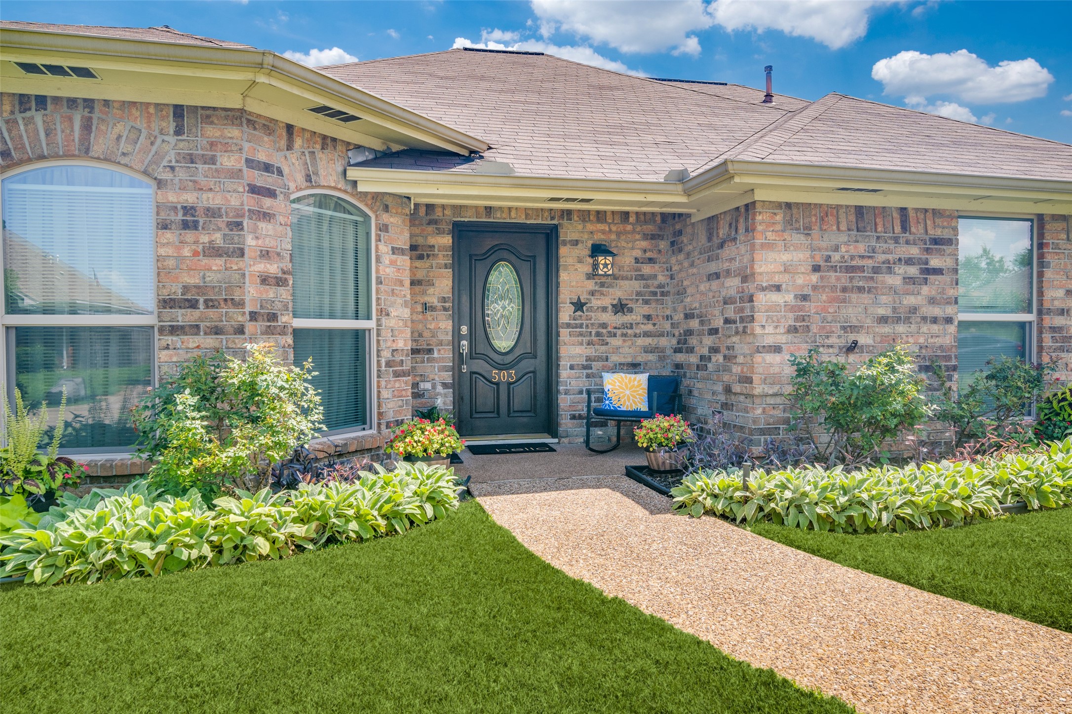 503 Rustic Circle
