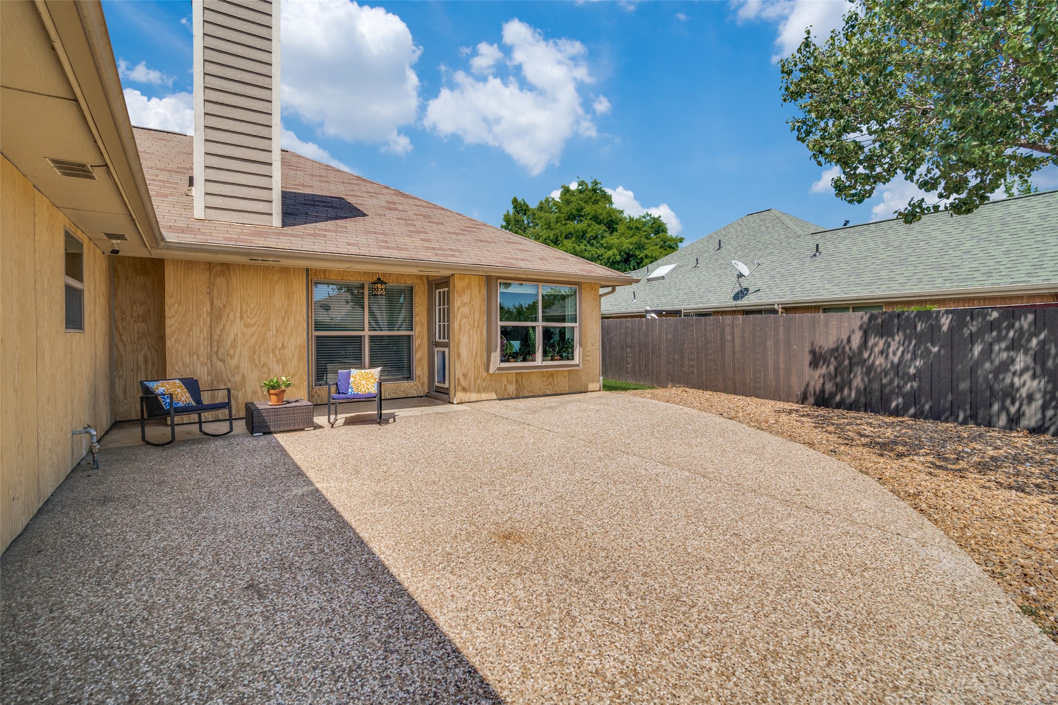 503 Rustic Circle