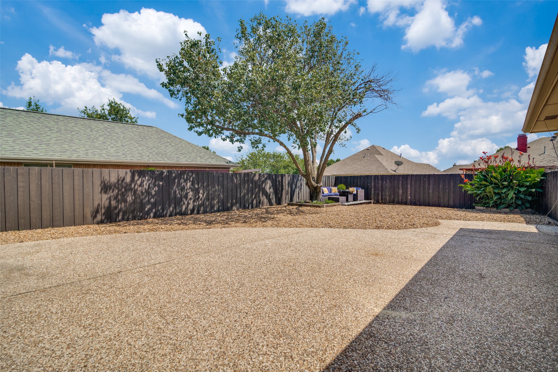 503 Rustic Circle