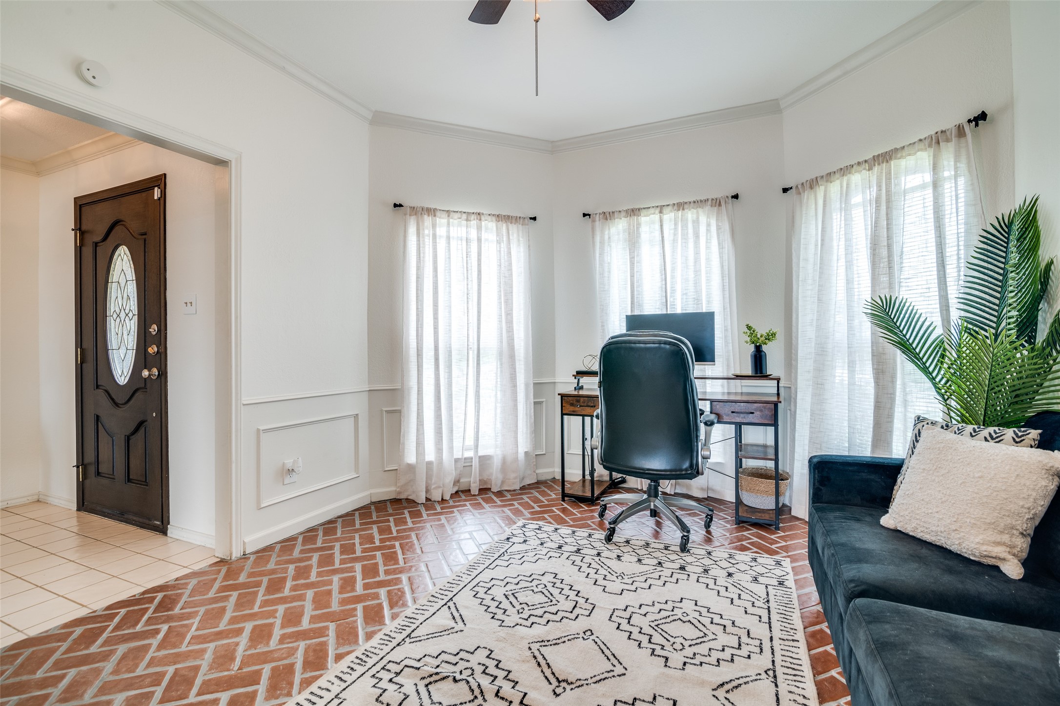 503 Rustic Circle