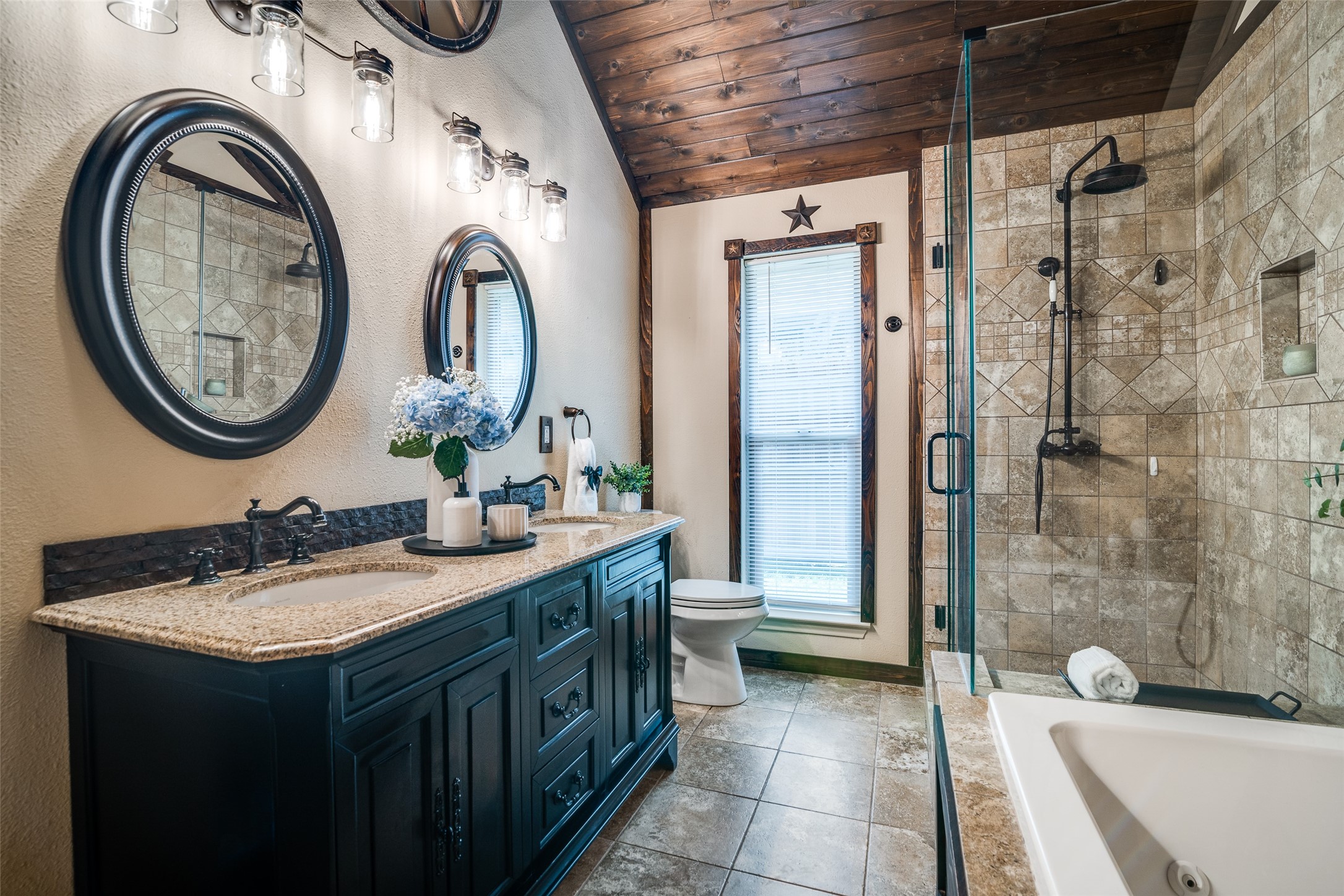 503 Rustic Circle