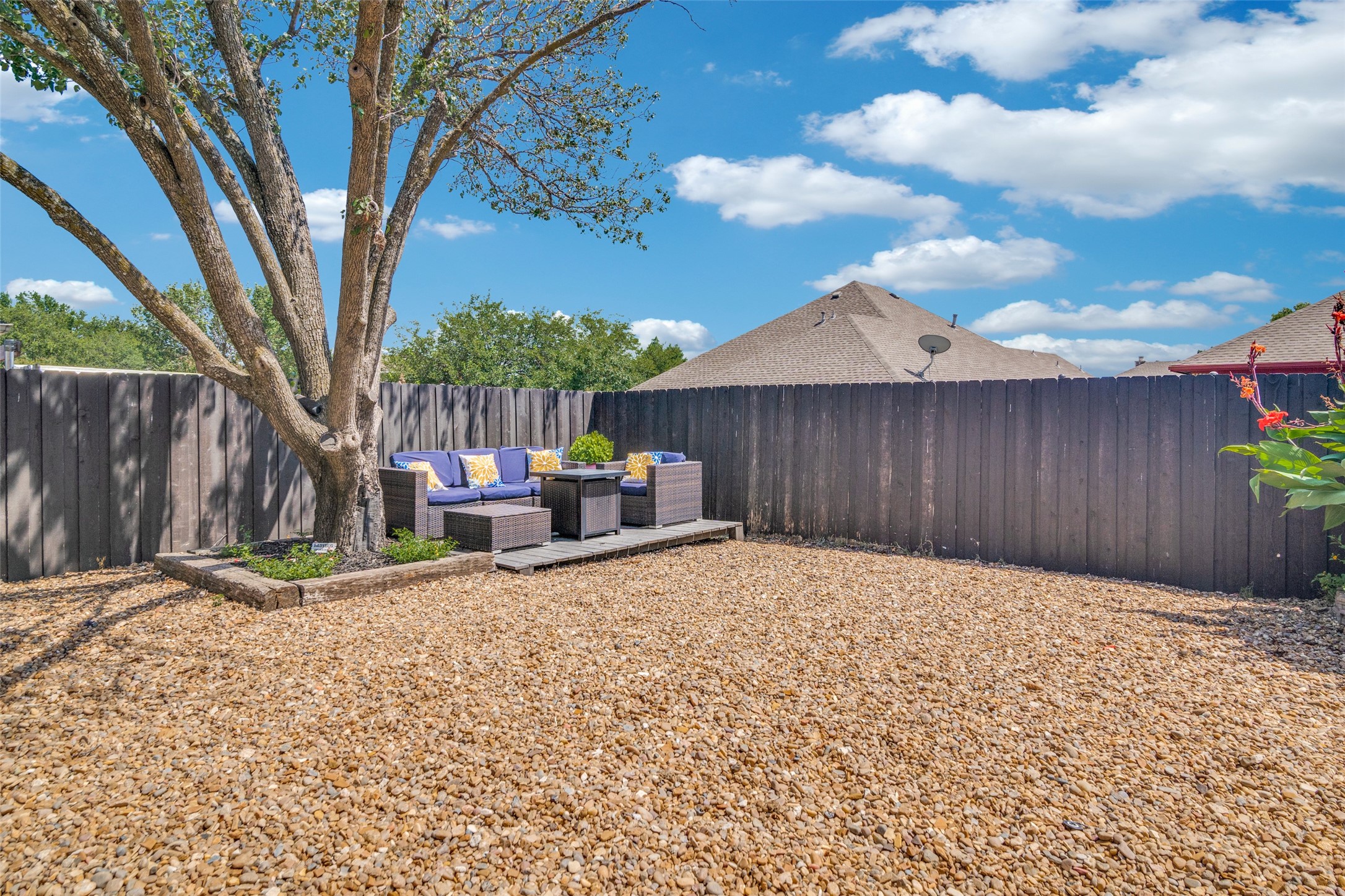 503 Rustic Circle