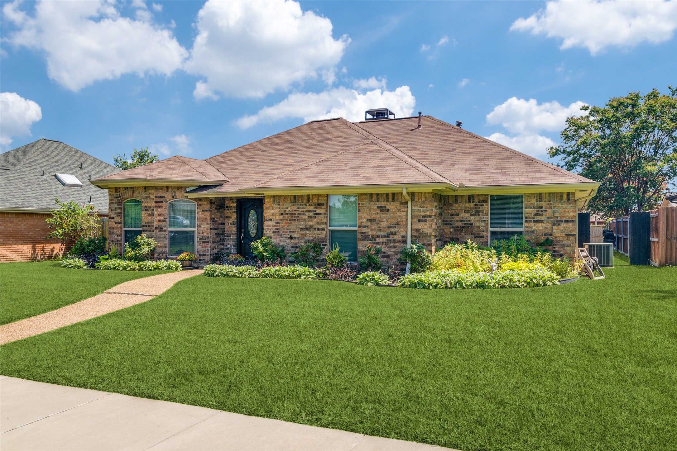 503 Rustic Circle
