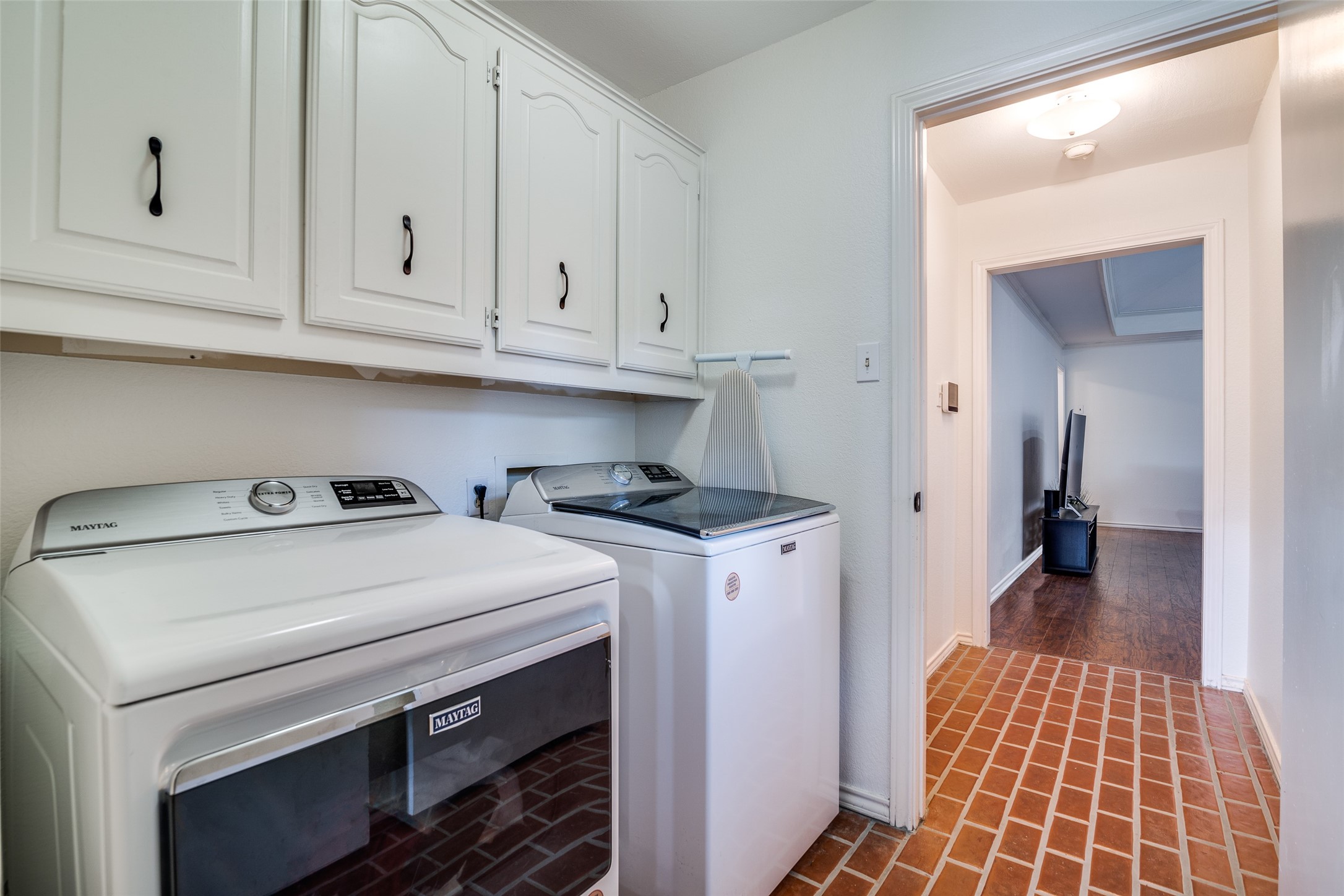 503 Rustic Circle