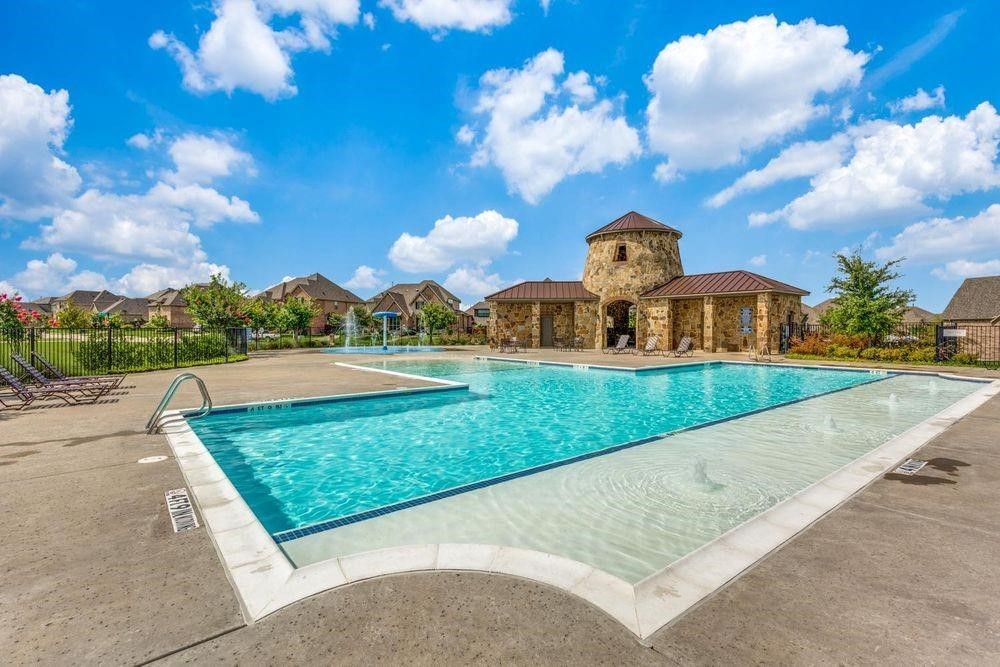 817 Calm Crest Drive