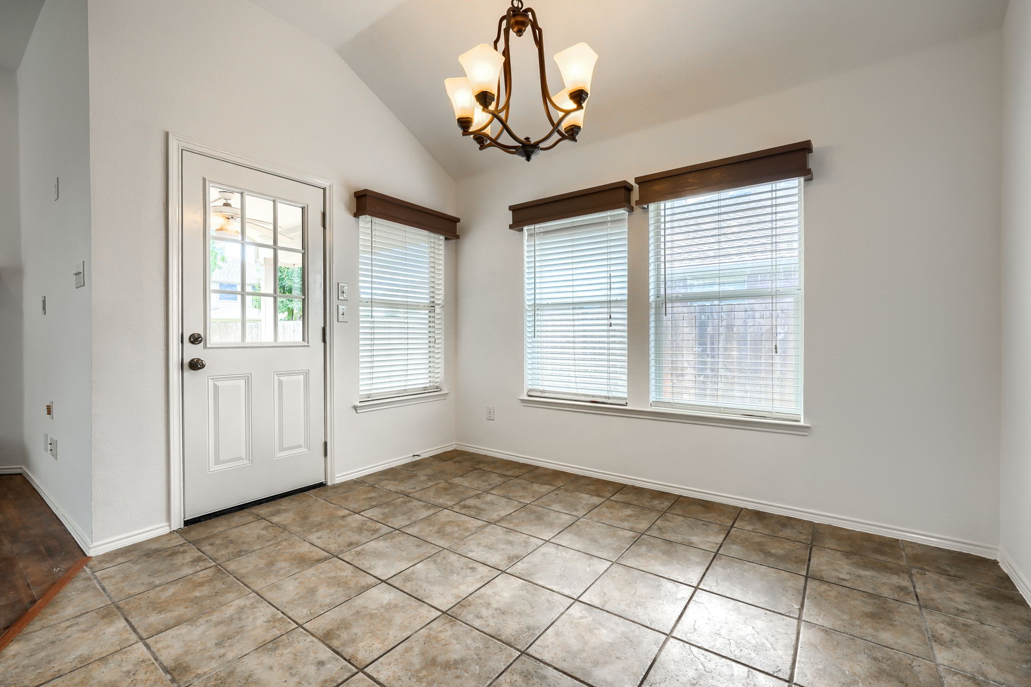 429 Creekwood Court