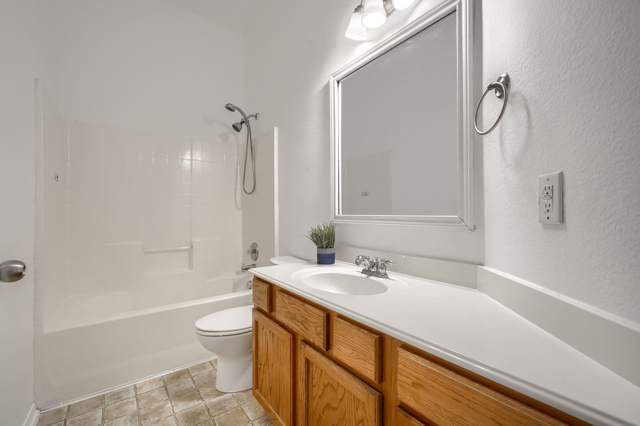 429 Creekwood Court