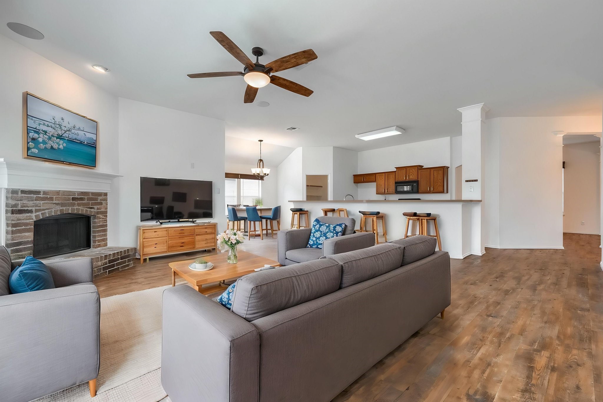 429 Creekwood Court