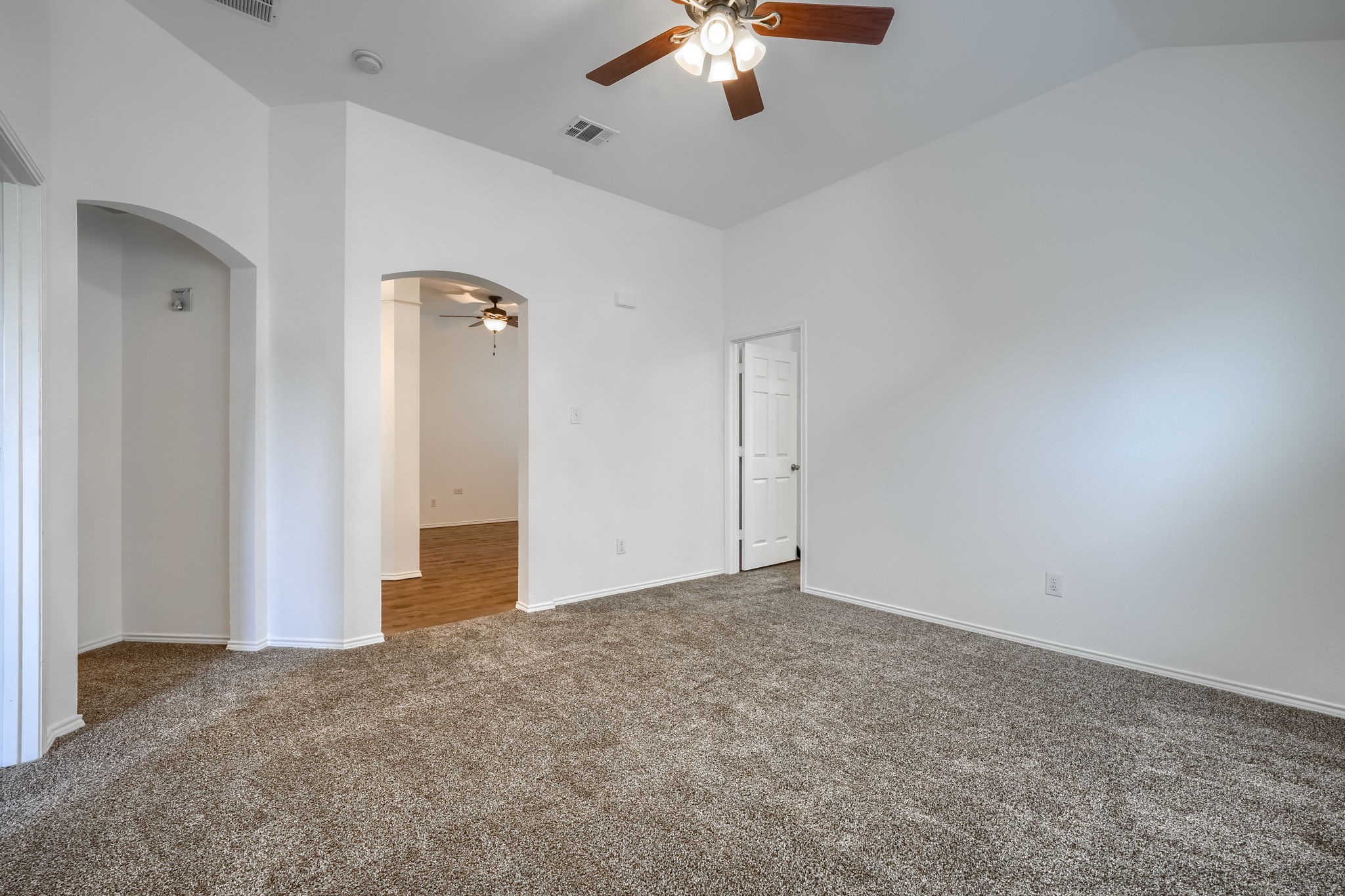 429 Creekwood Court
