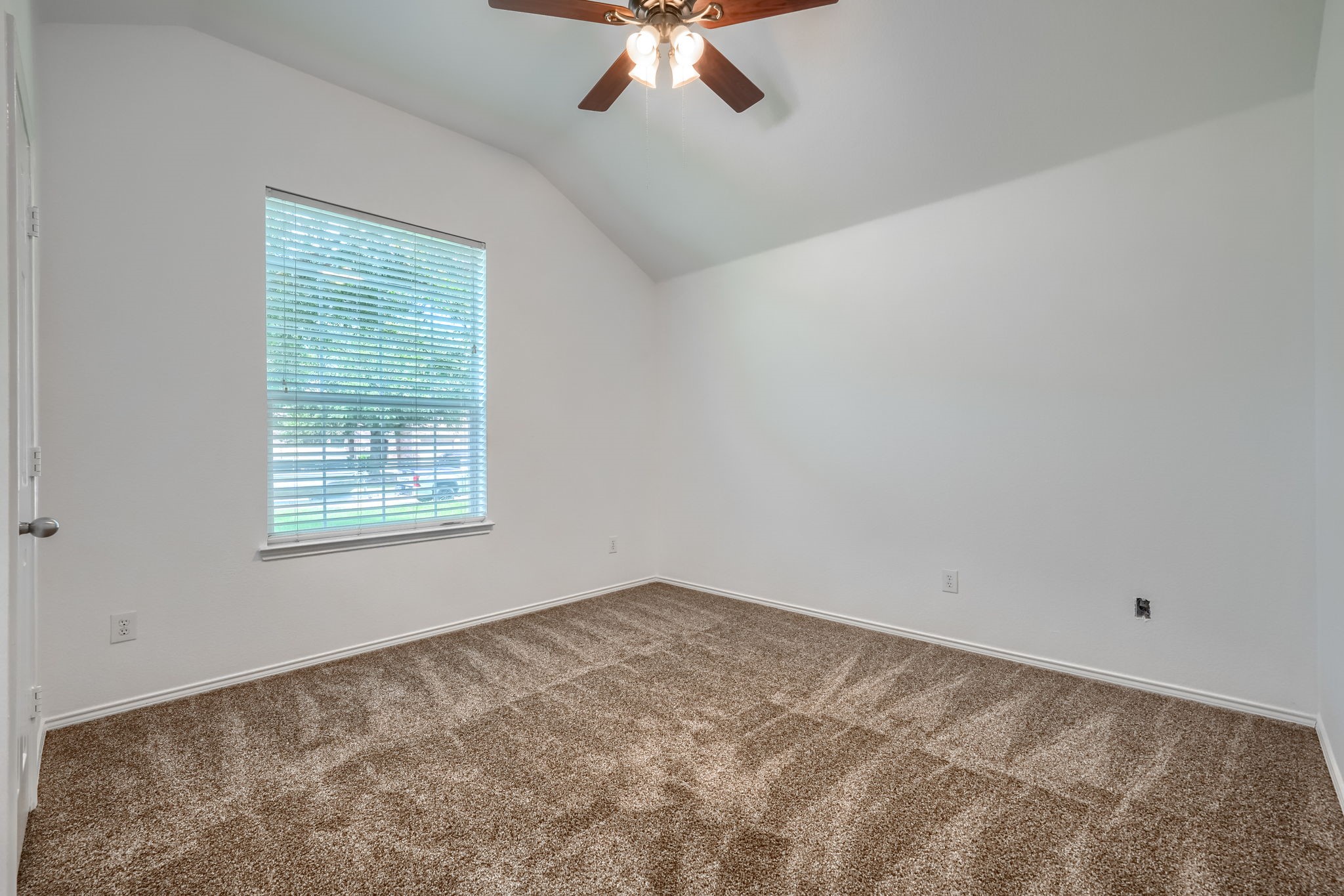429 Creekwood Court