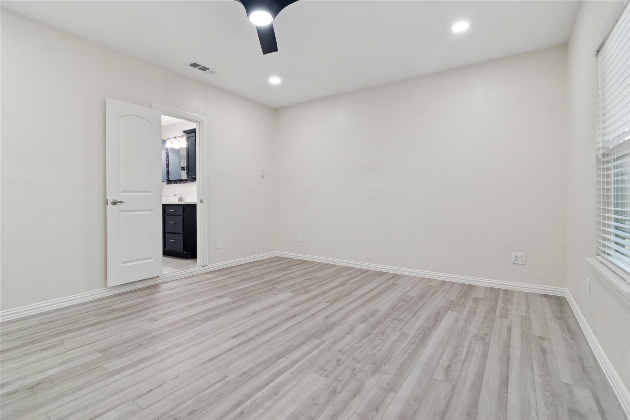 1006 Tower Dr