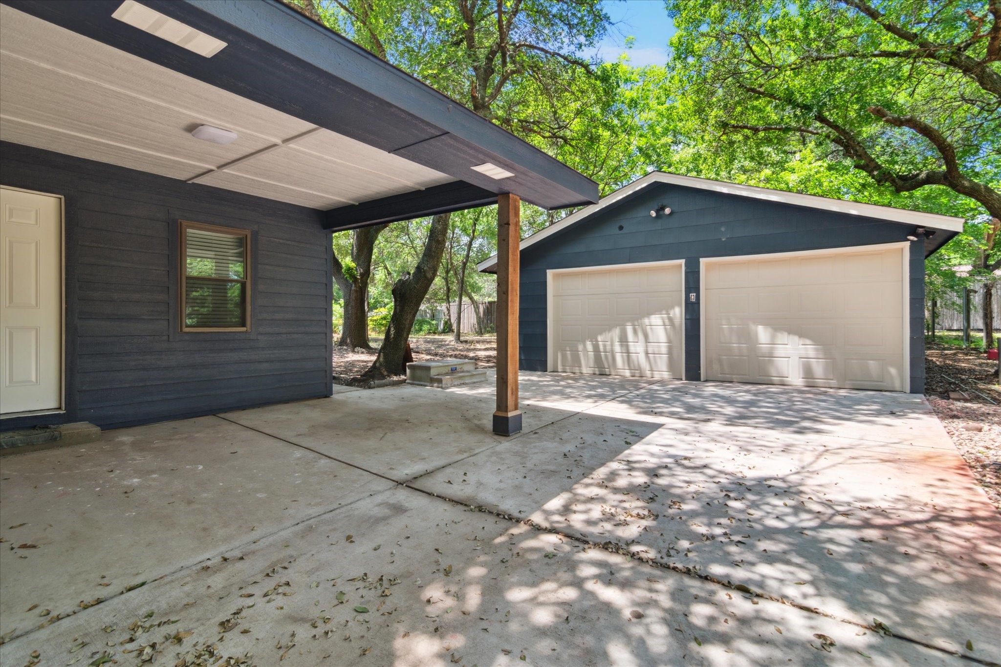 1006 Tower Dr