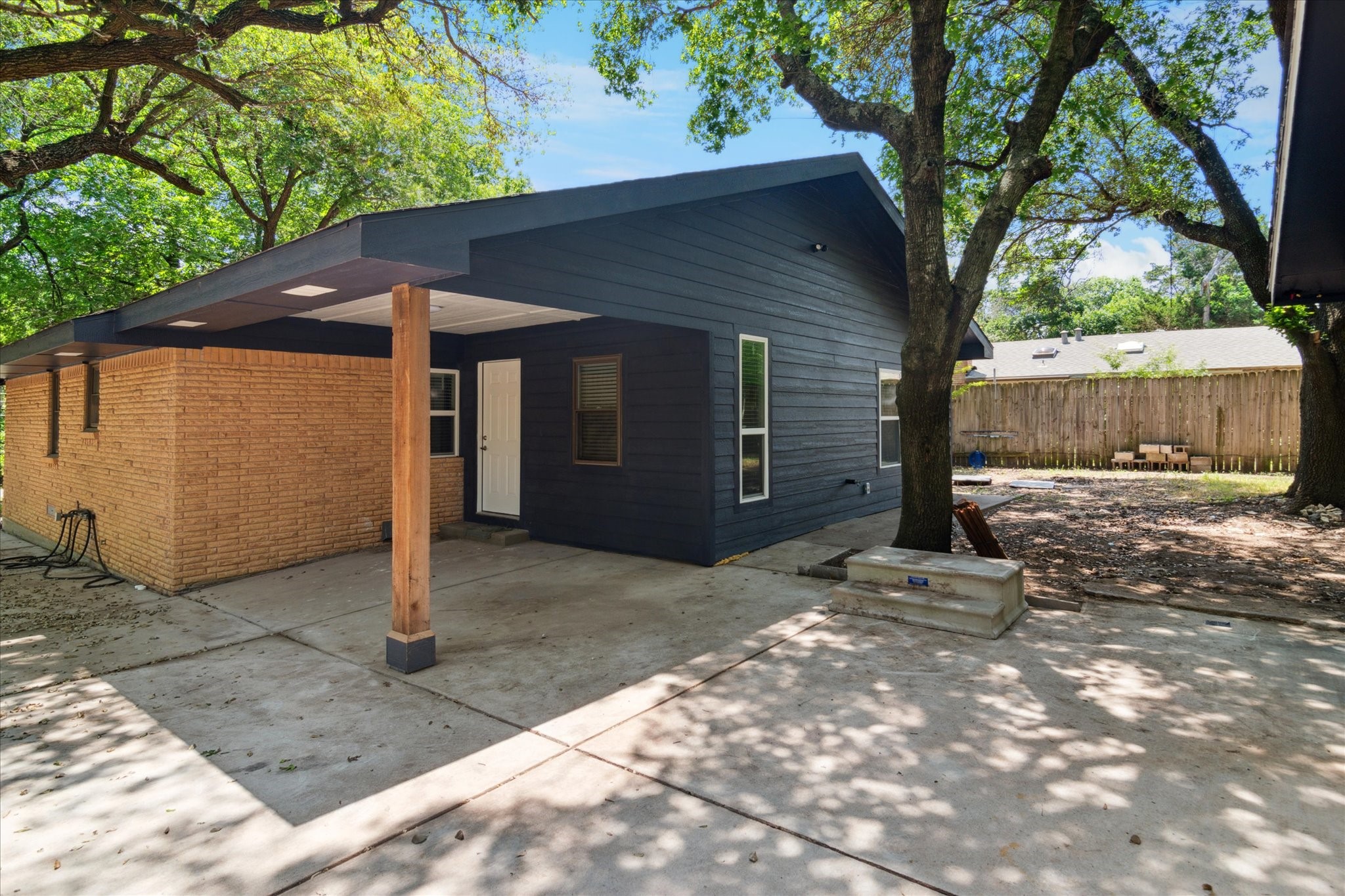 1006 Tower Dr