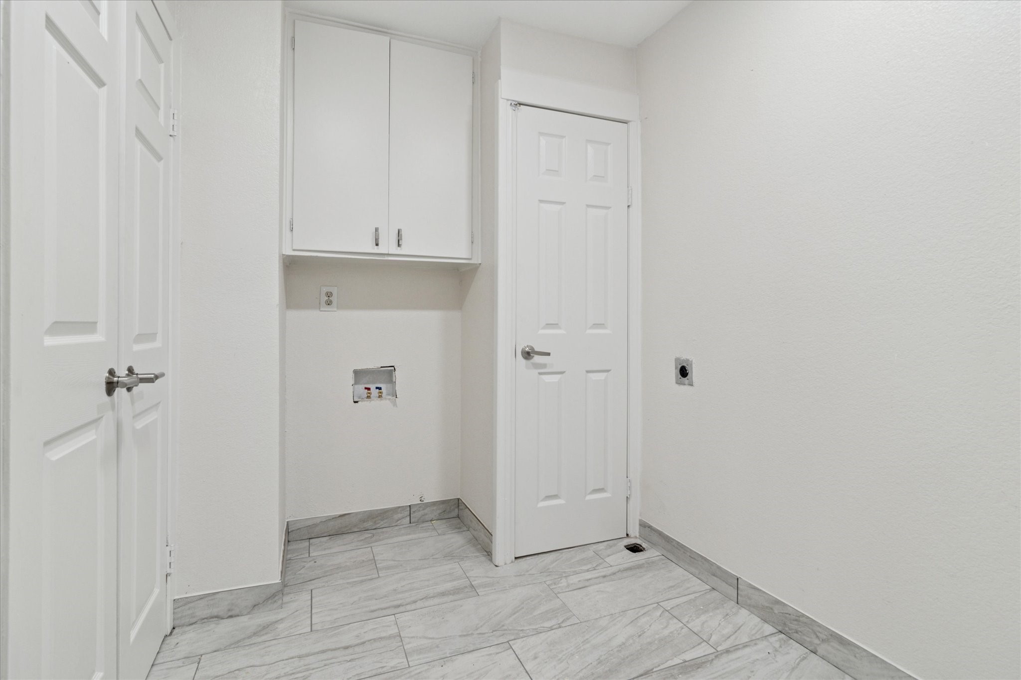 1006 Tower Dr