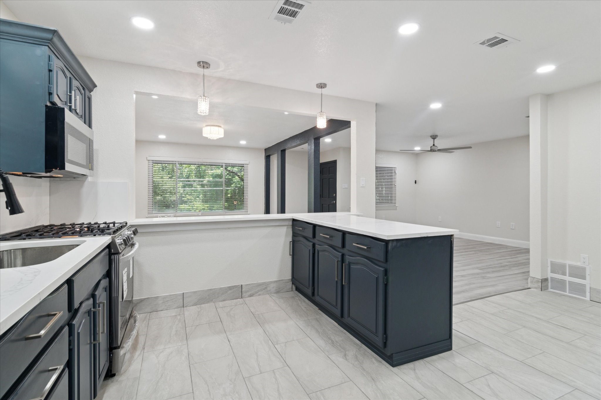 1006 Tower Dr