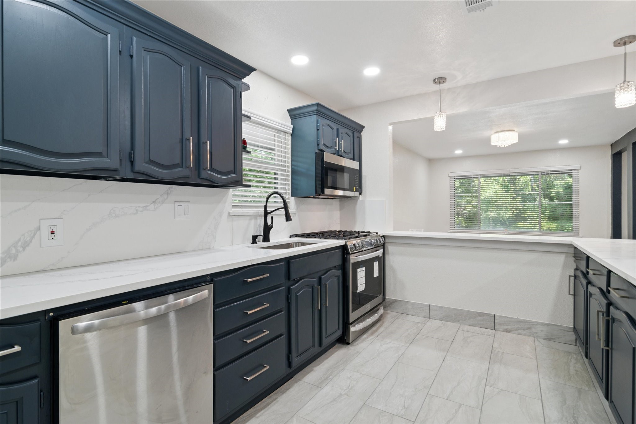 1006 Tower Dr
