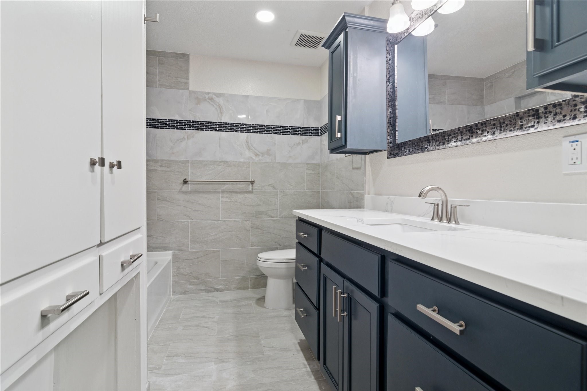 1006 Tower Dr