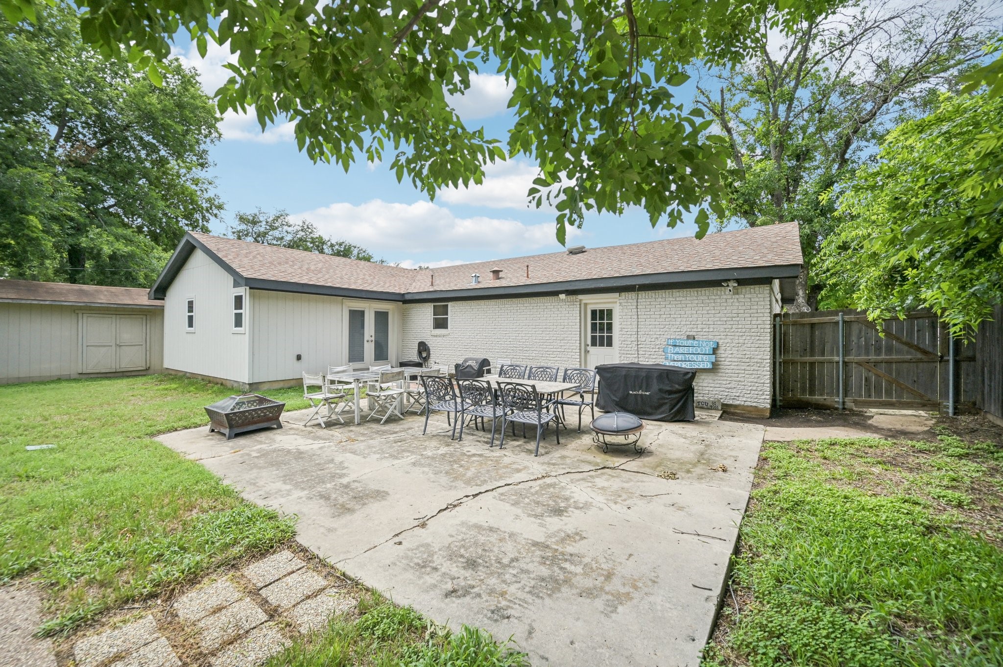 6917 Overhill Road