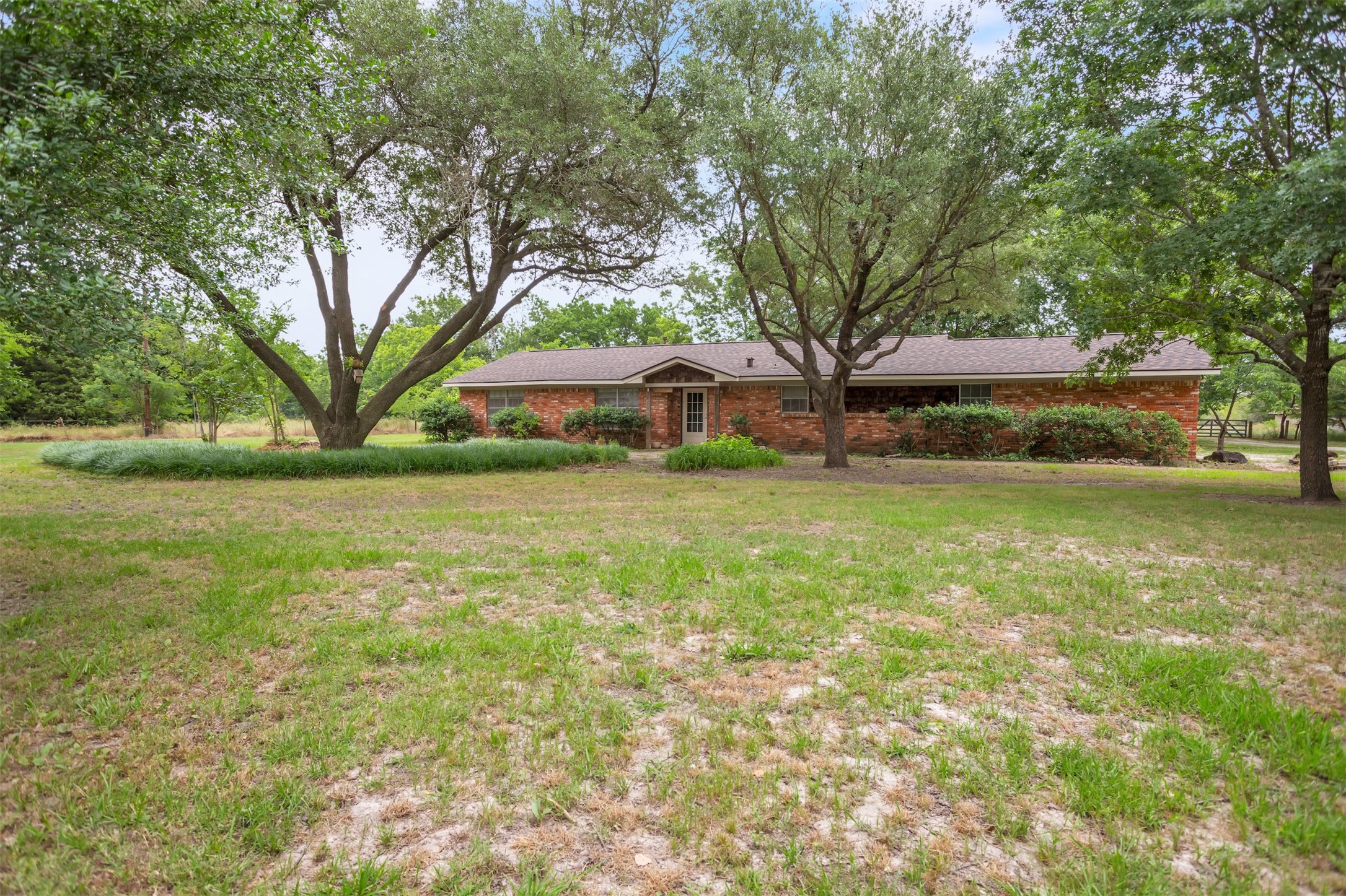 3307 County Road 2176