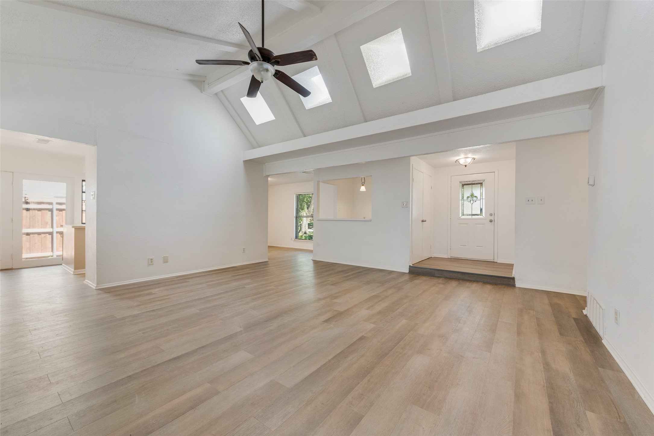43 Merrie Circle