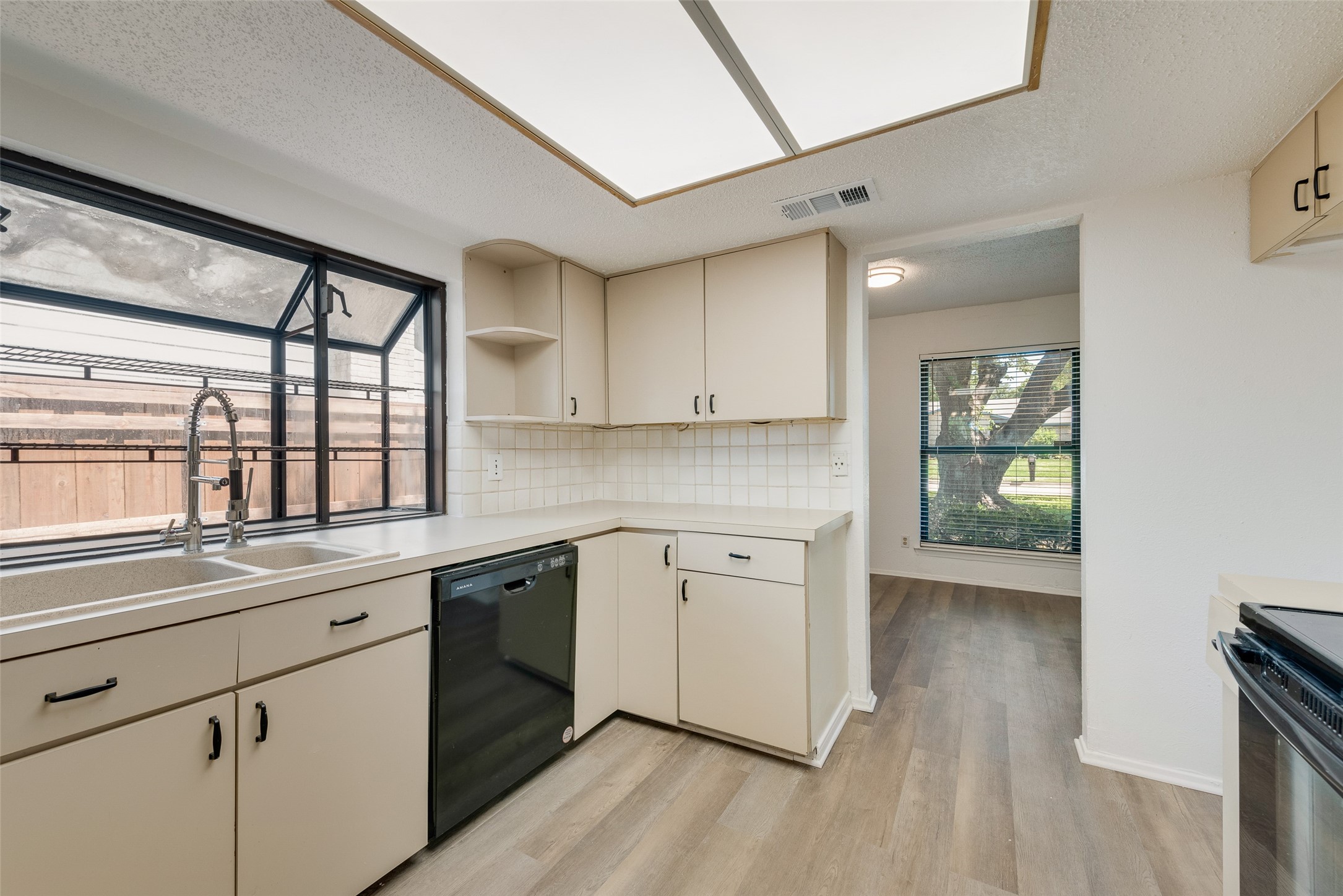 43 Merrie Circle