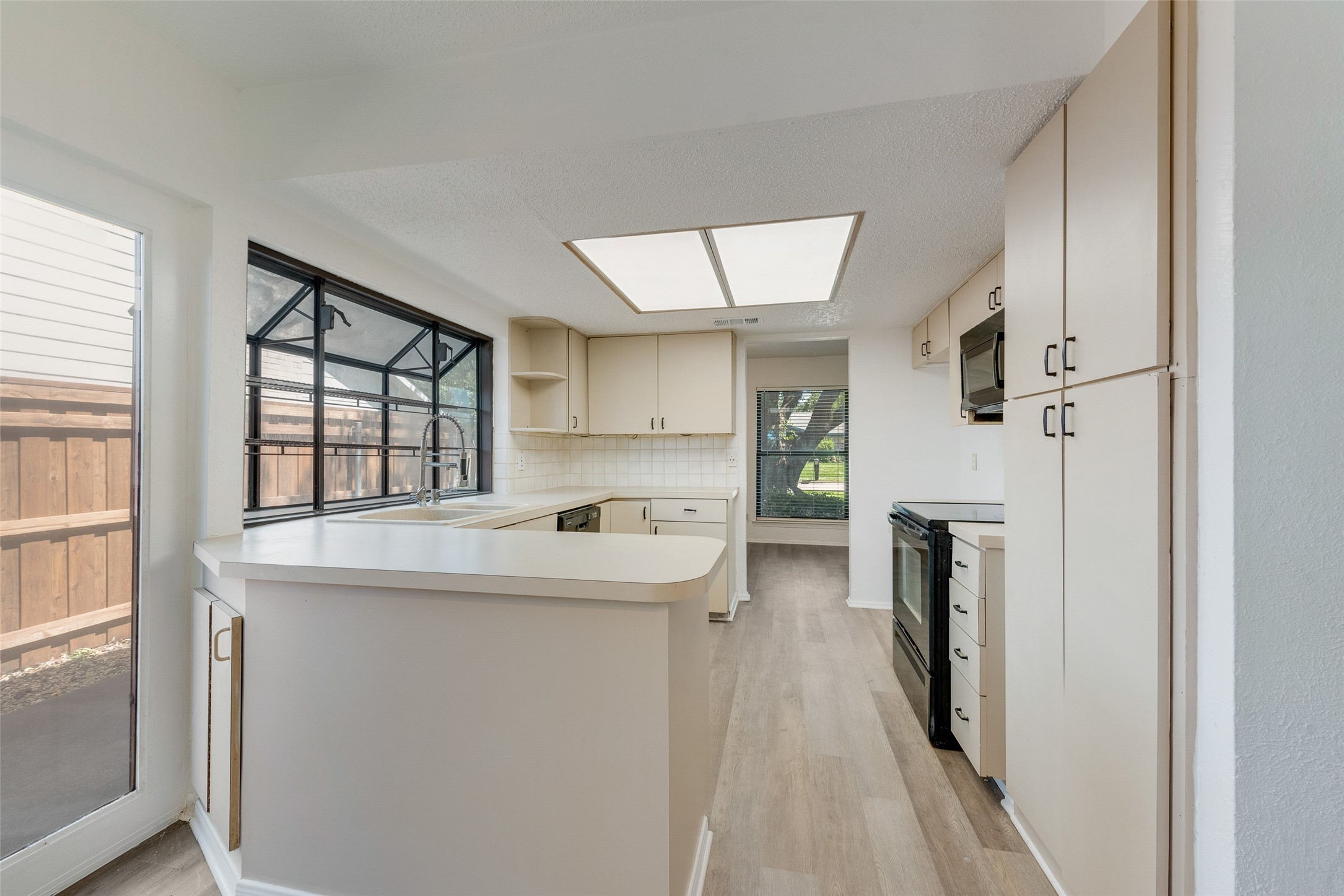 43 Merrie Circle