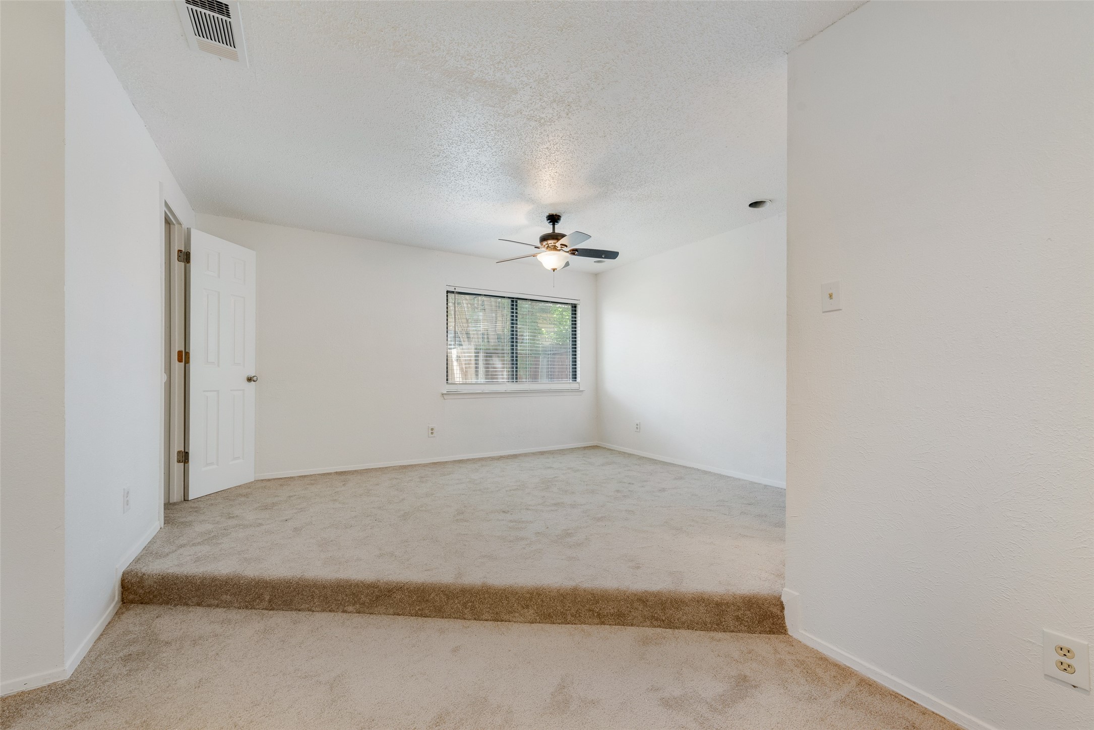 43 Merrie Circle