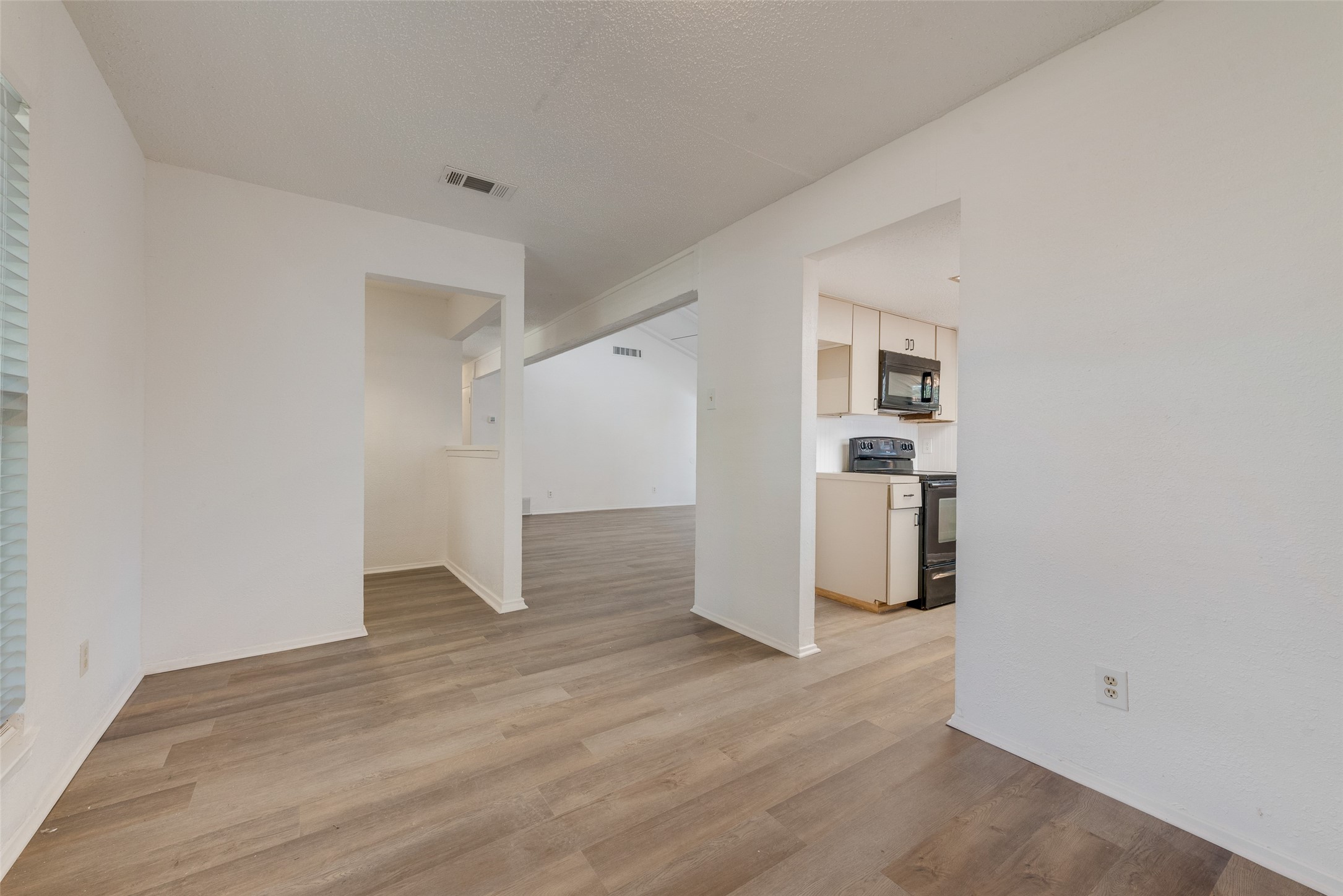 43 Merrie Circle