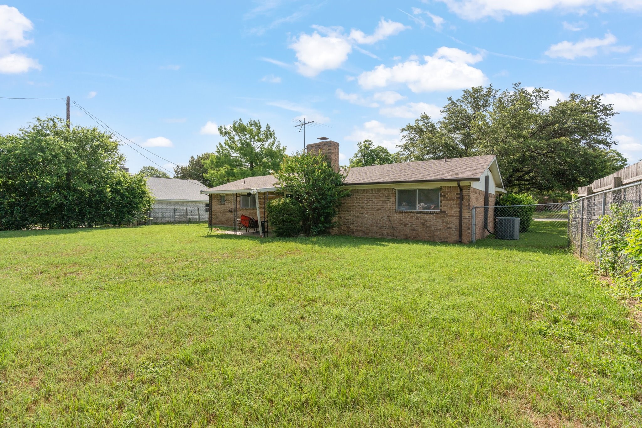 1218 Wedgewood Drive