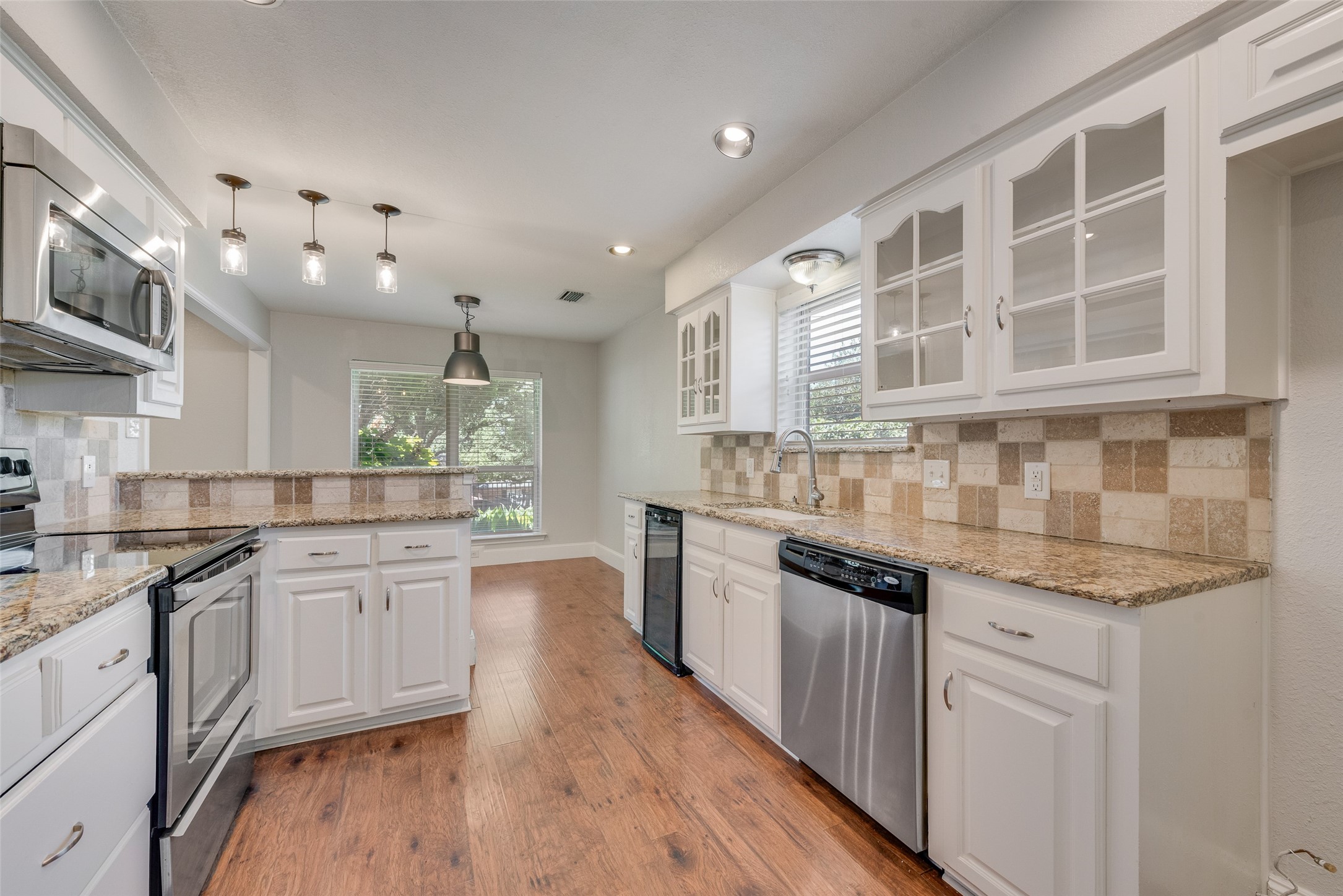 5604 Yacht Club Drive