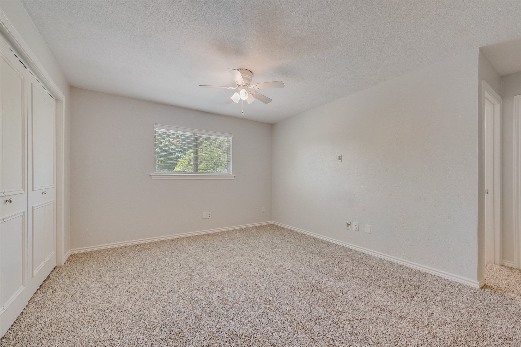 5604 Yacht Club Drive