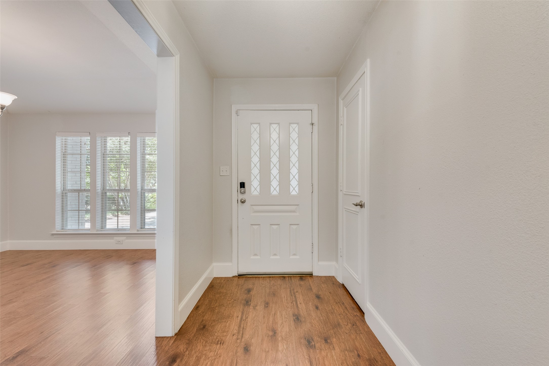 5604 Yacht Club Drive