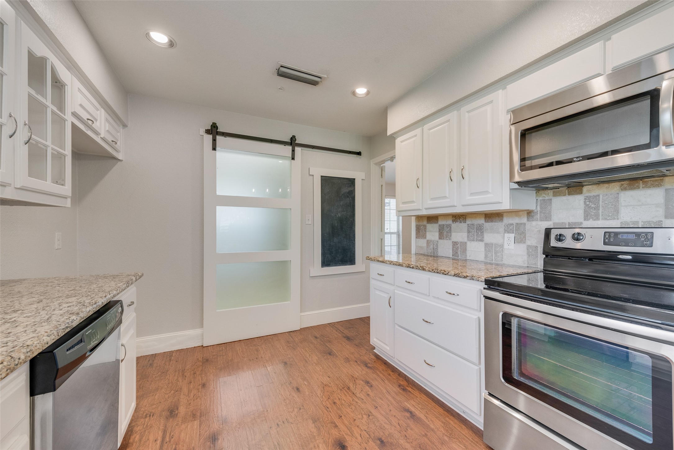 5604 Yacht Club Drive