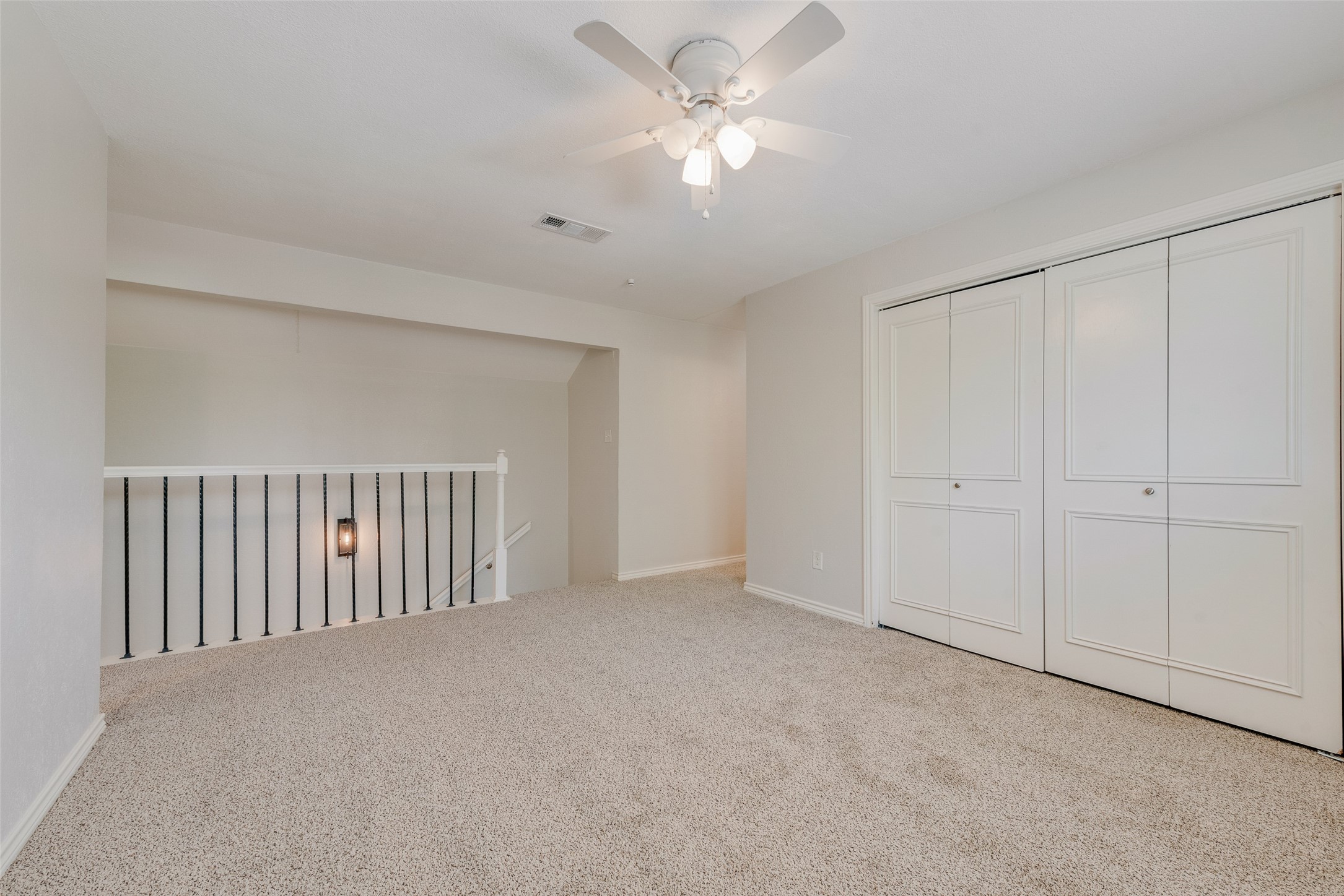 5604 Yacht Club Drive