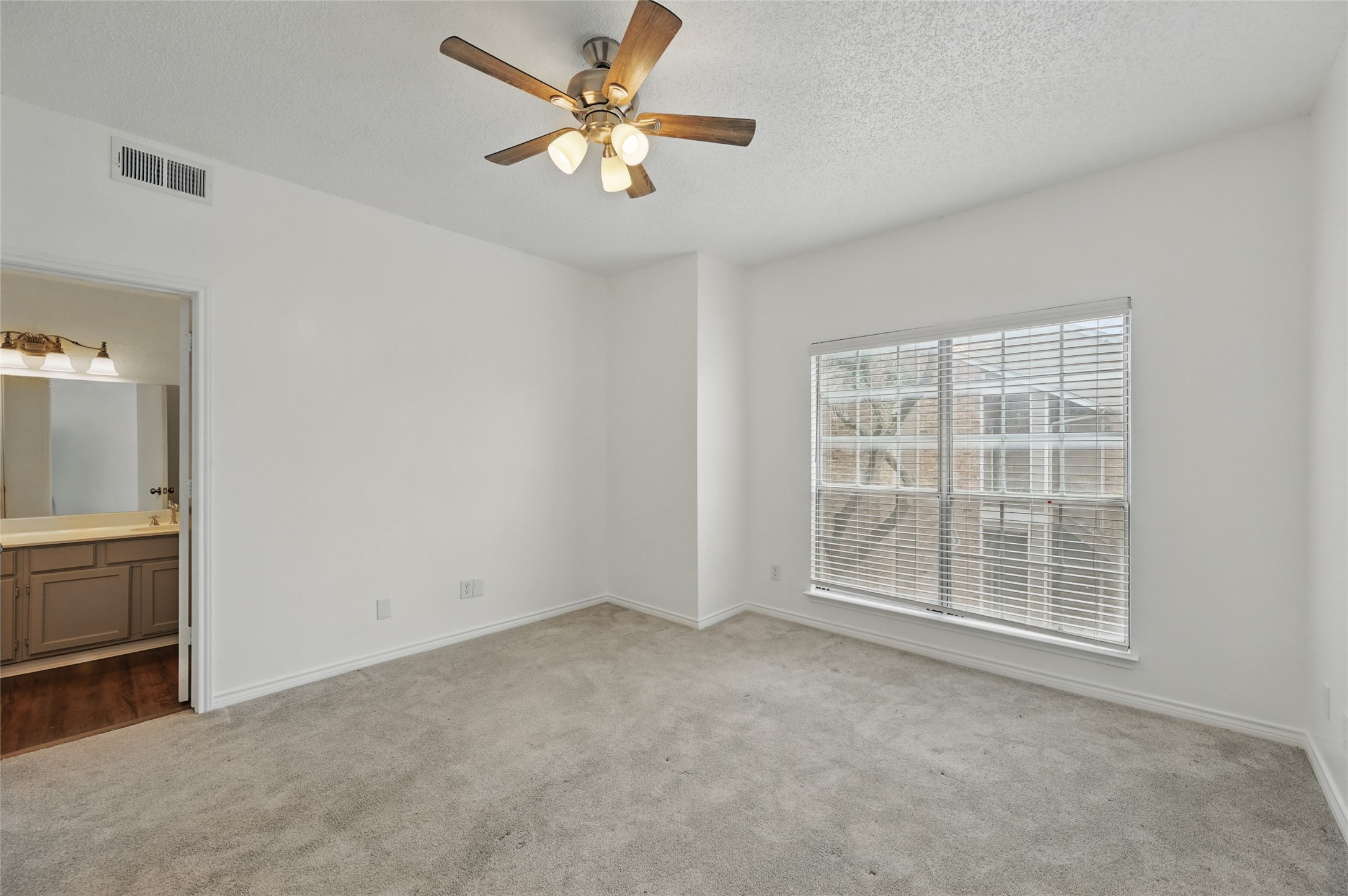 8600 Coppertowne Lane 1305