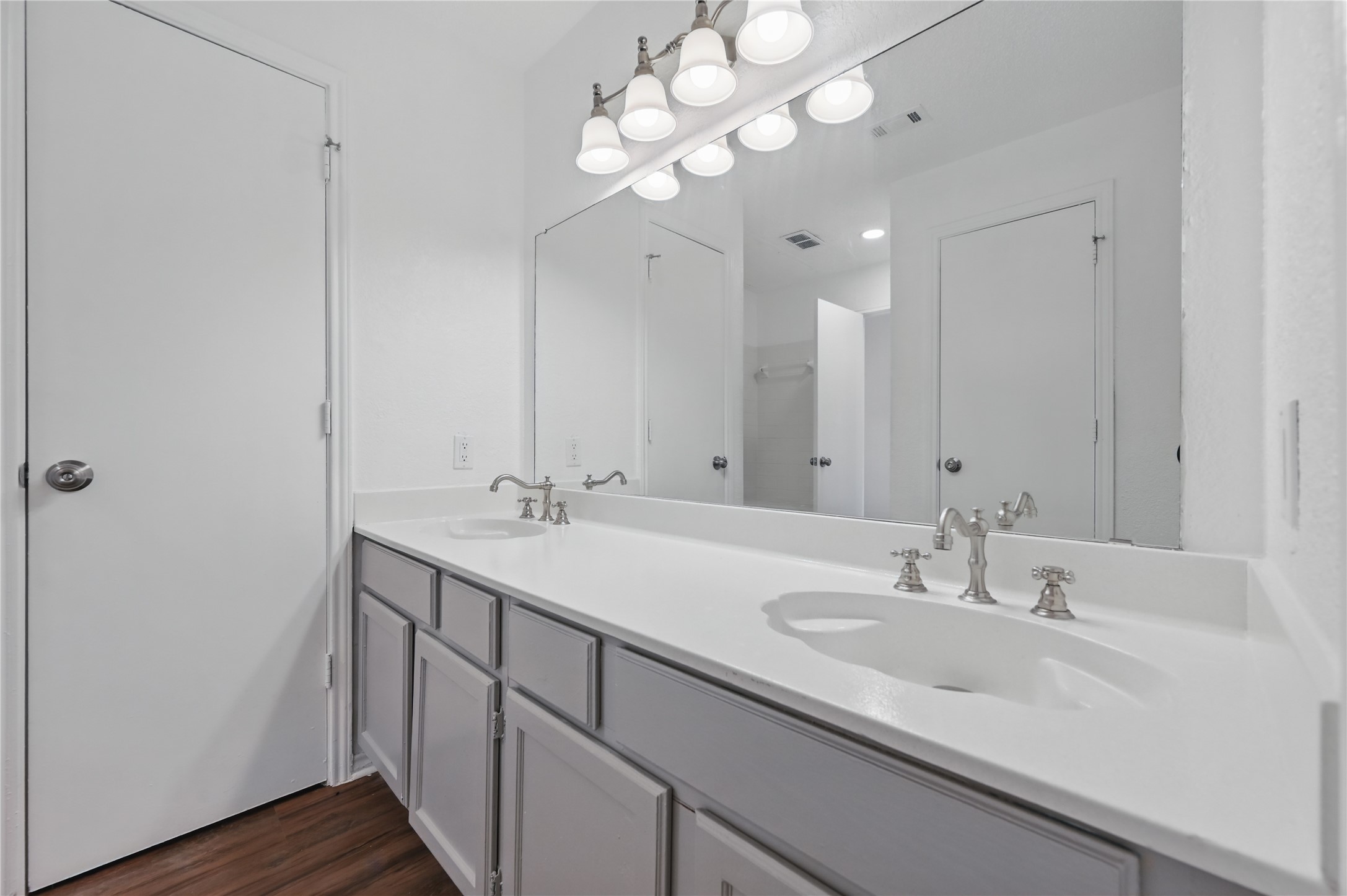 8600 Coppertowne Lane 1305