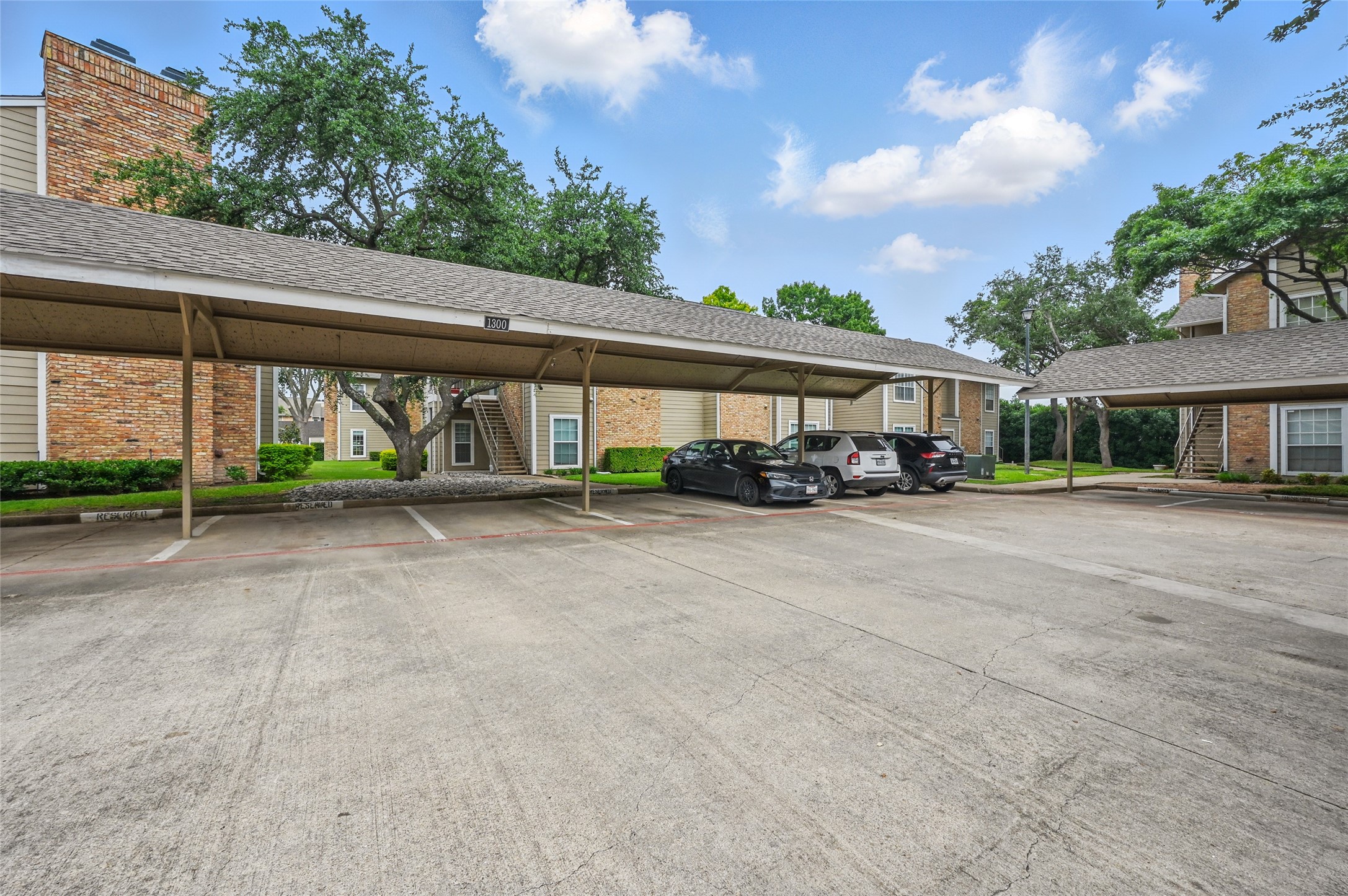 8600 Coppertowne Lane 1305