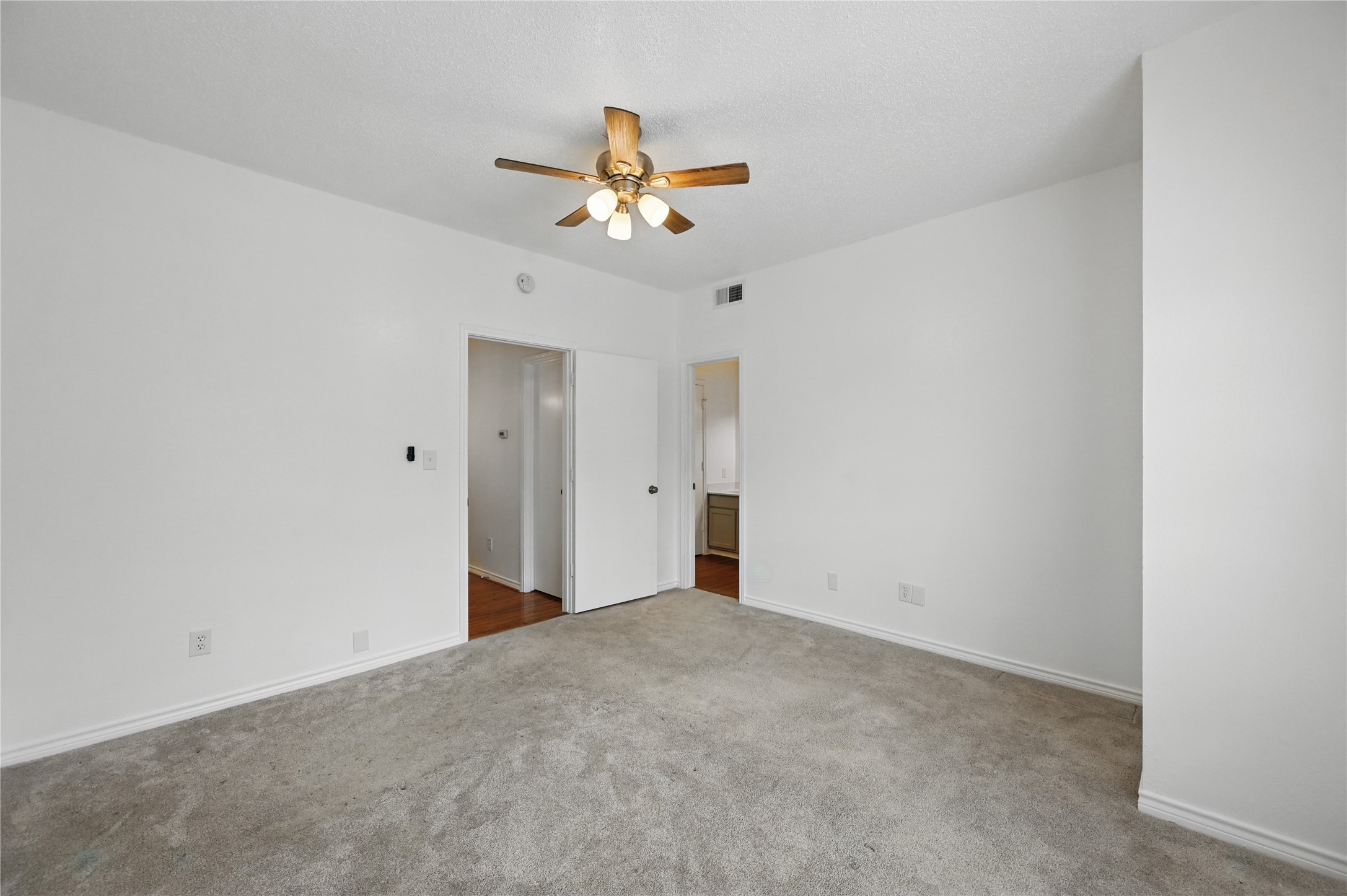 8600 Coppertowne Lane 1305