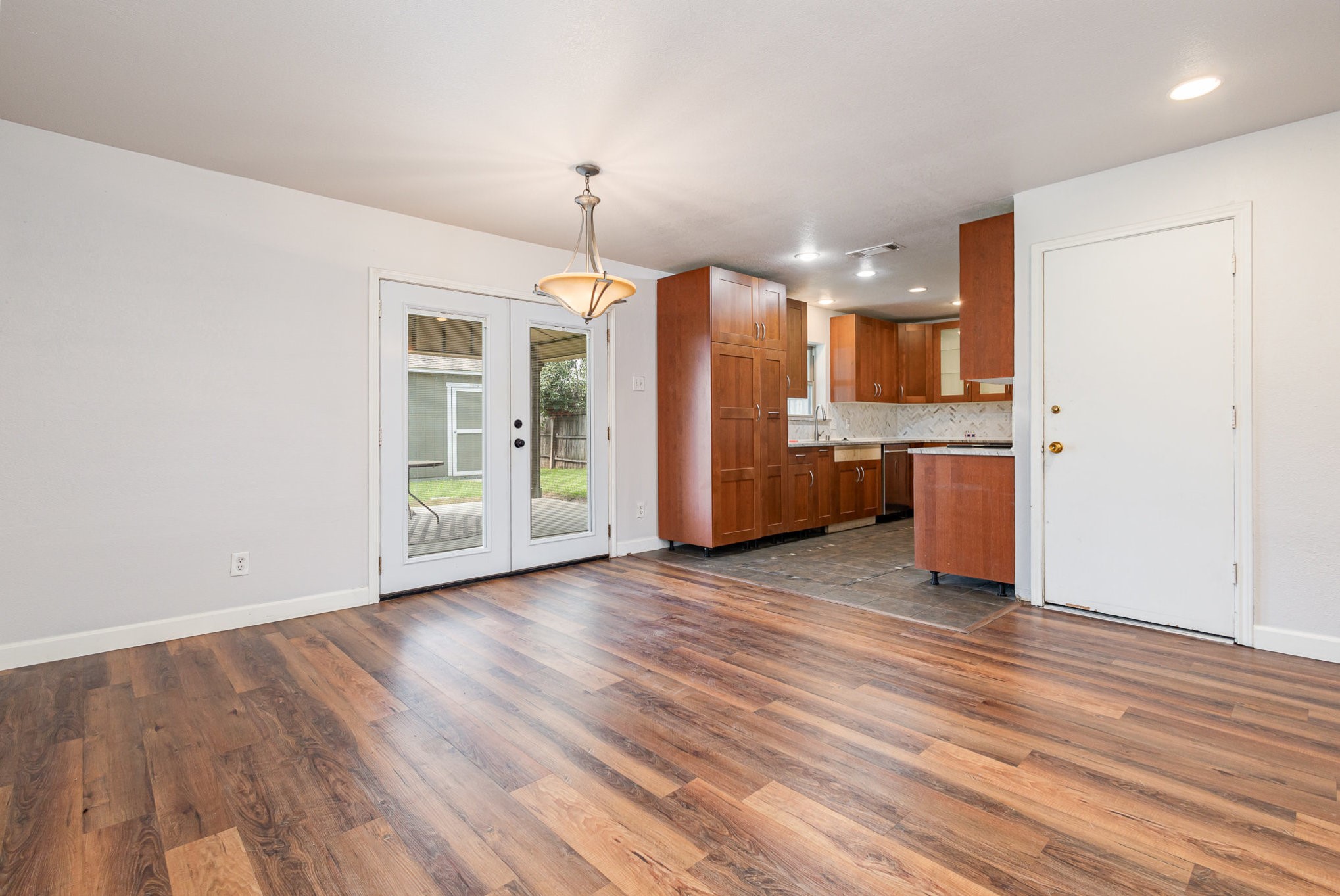 920 Ashwood Drive