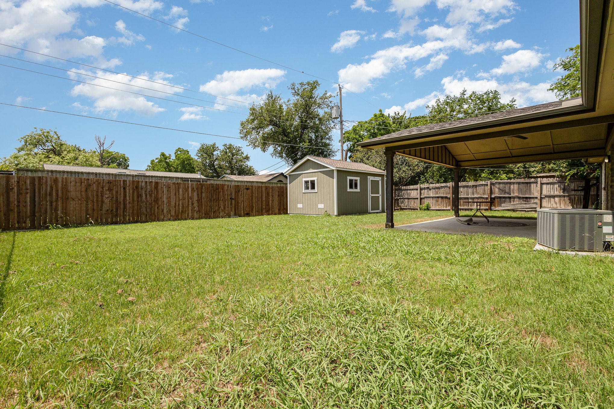 920 Ashwood Drive