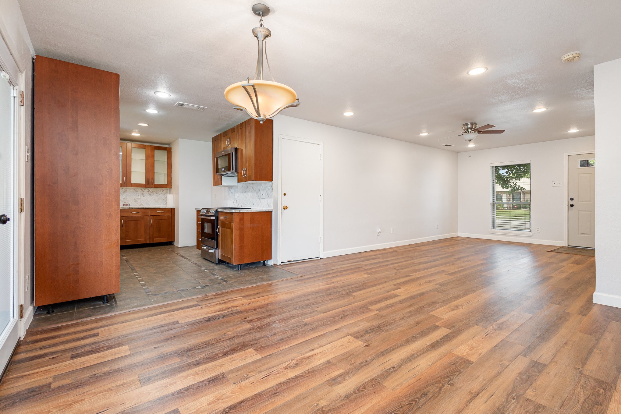 920 Ashwood Drive