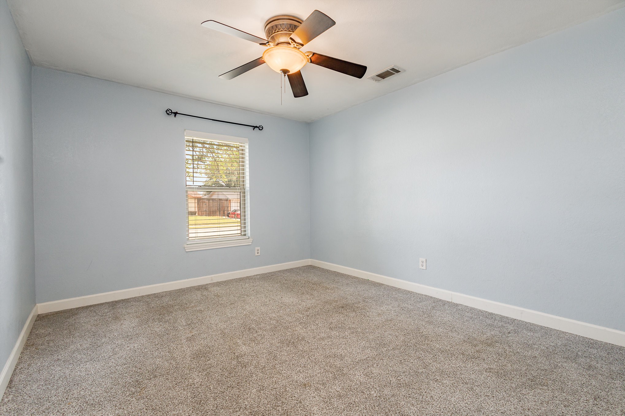 920 Ashwood Drive