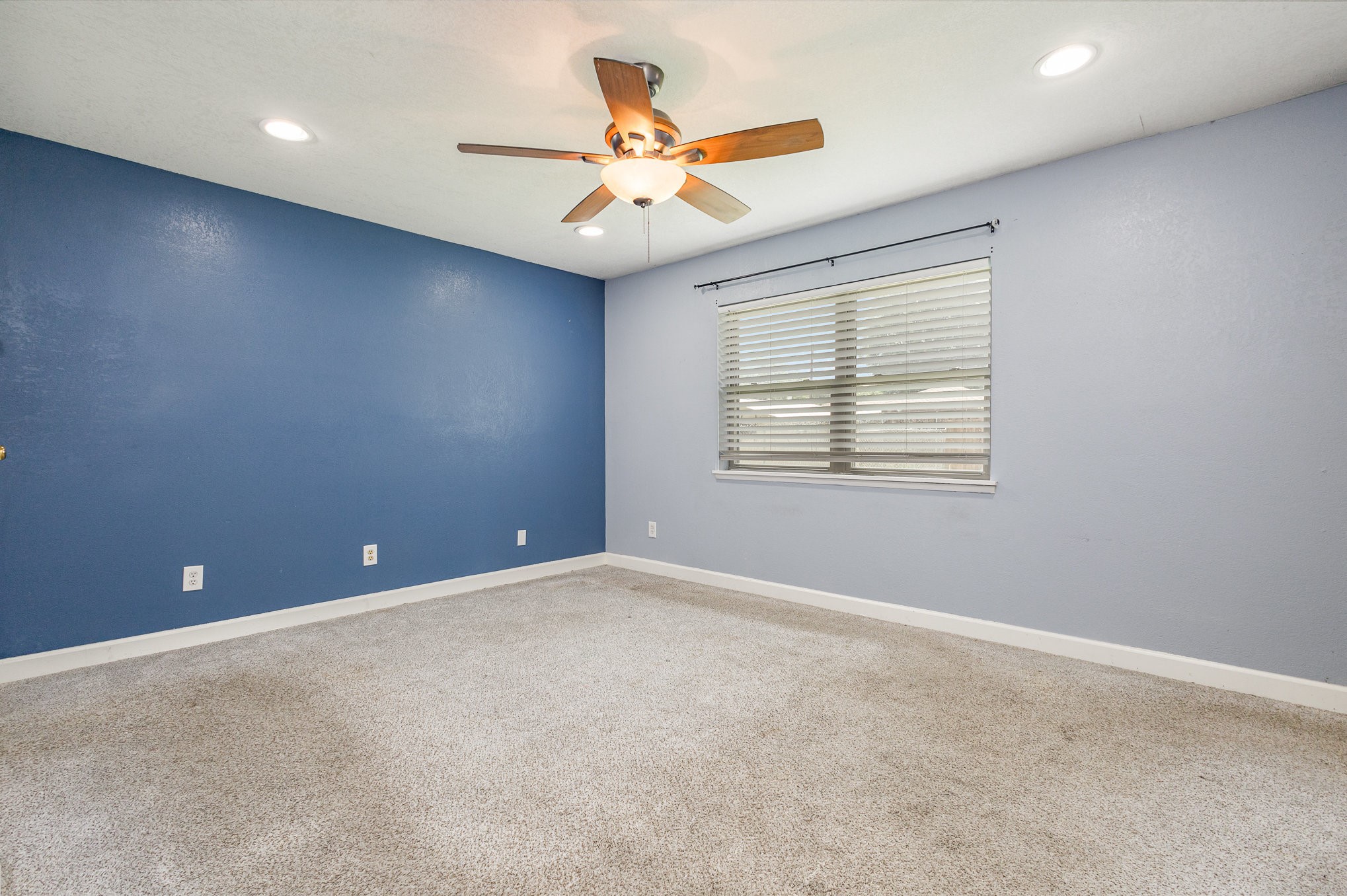 920 Ashwood Drive