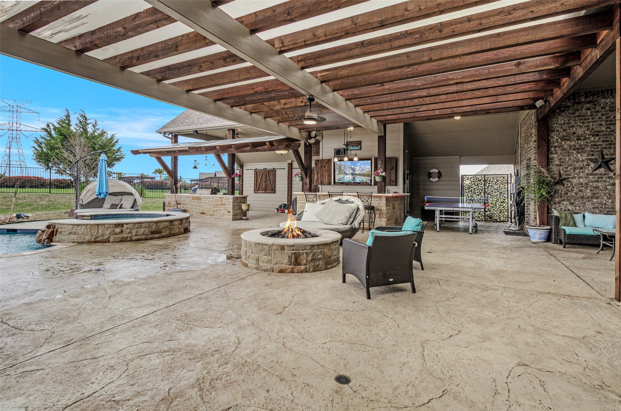 787 Kensington Drive